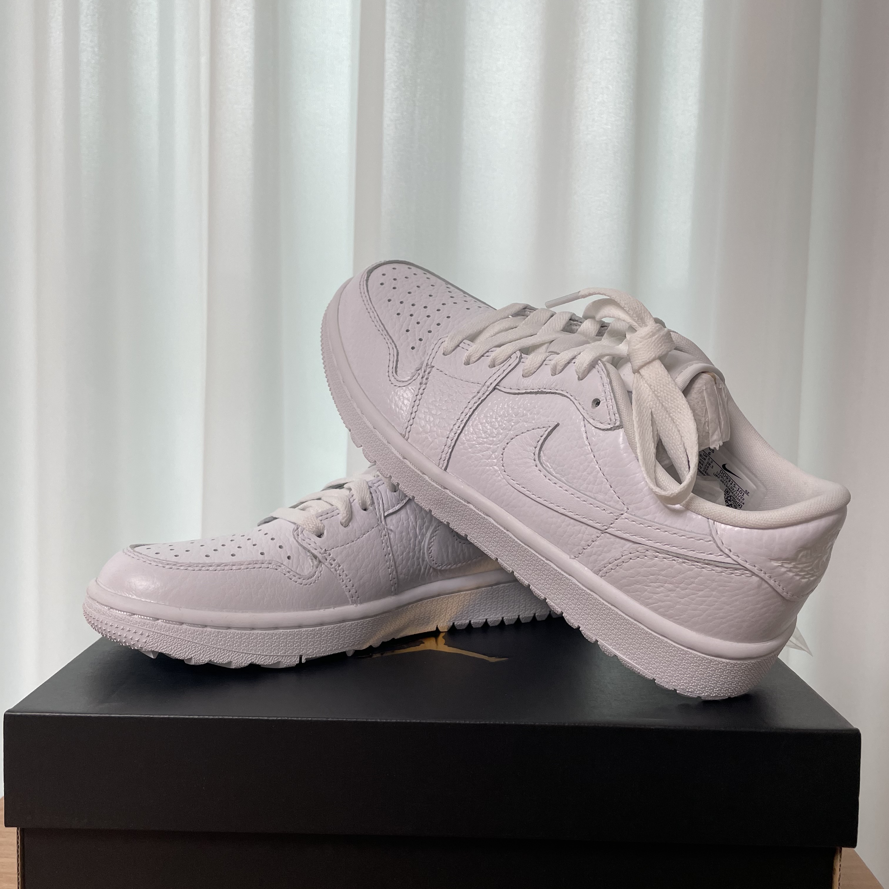 Jordan 1 Low Golf Triple White 착용 스타일