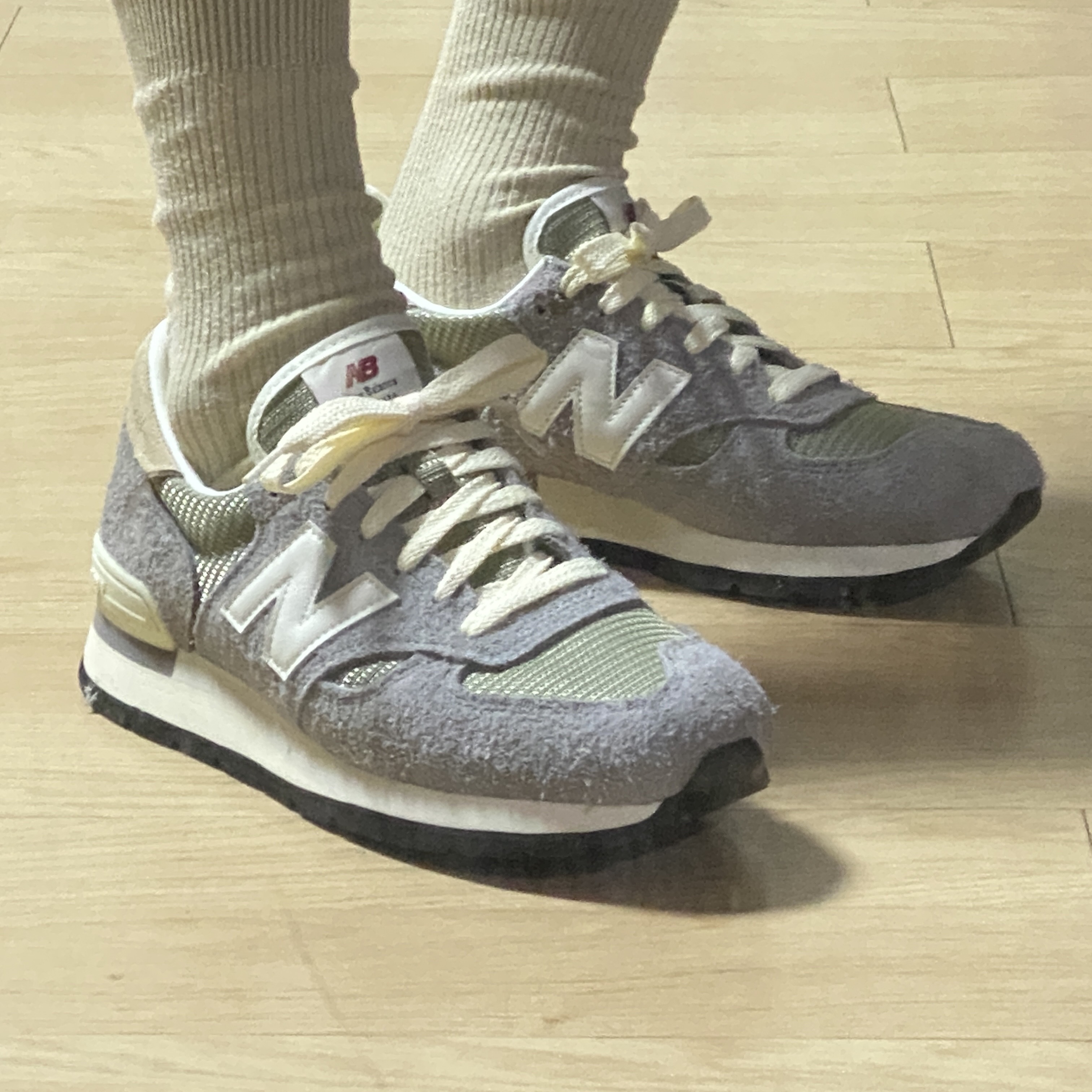 New Balance 990v1 Made in USA Marblehead Incense 착용 스타일
