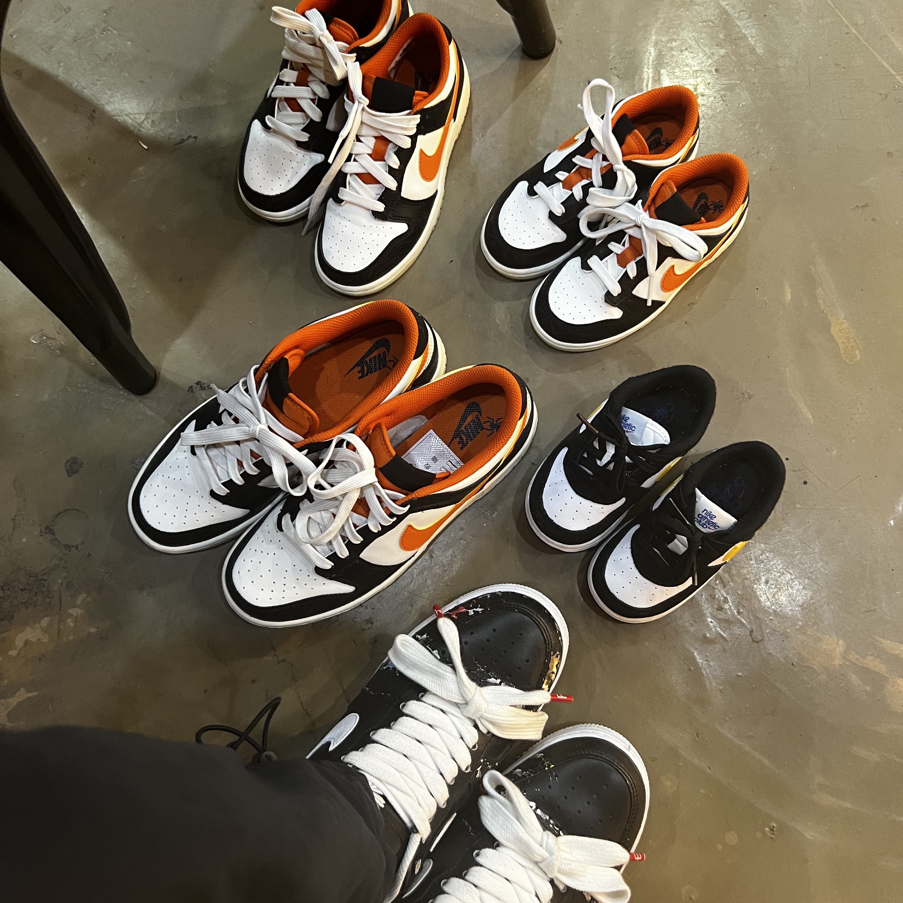 (PS) Jordan 1 Low Alt Bred Toe, (PS) Nike Dunk Low PRM Halloween 착용 스타일 - 4