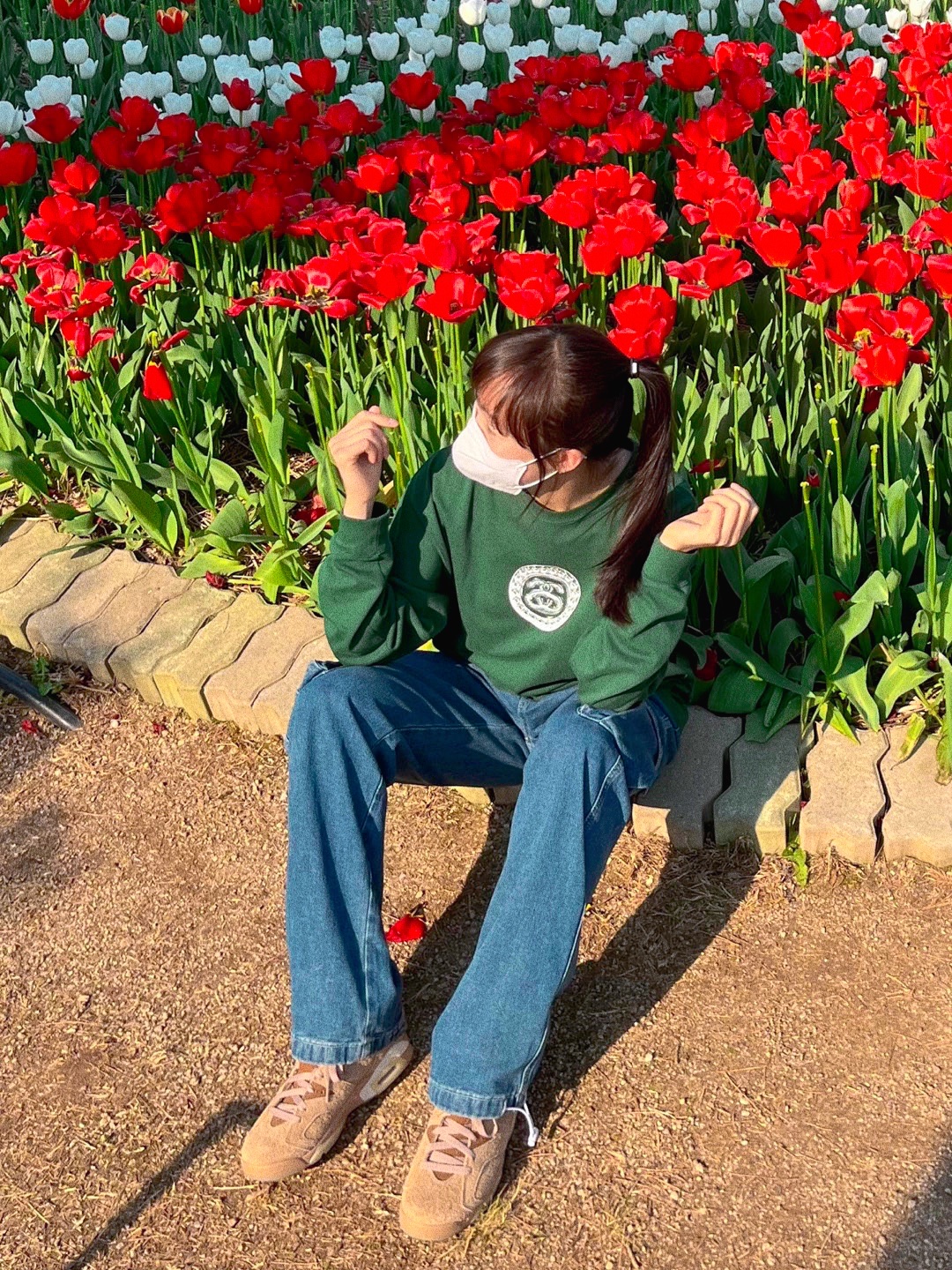 Jordan 6 x Travis Scott Retro SP British Khaki, Nike x Stussy Big Swoosh LS T-Shirt Green - Asia 착용 스타일