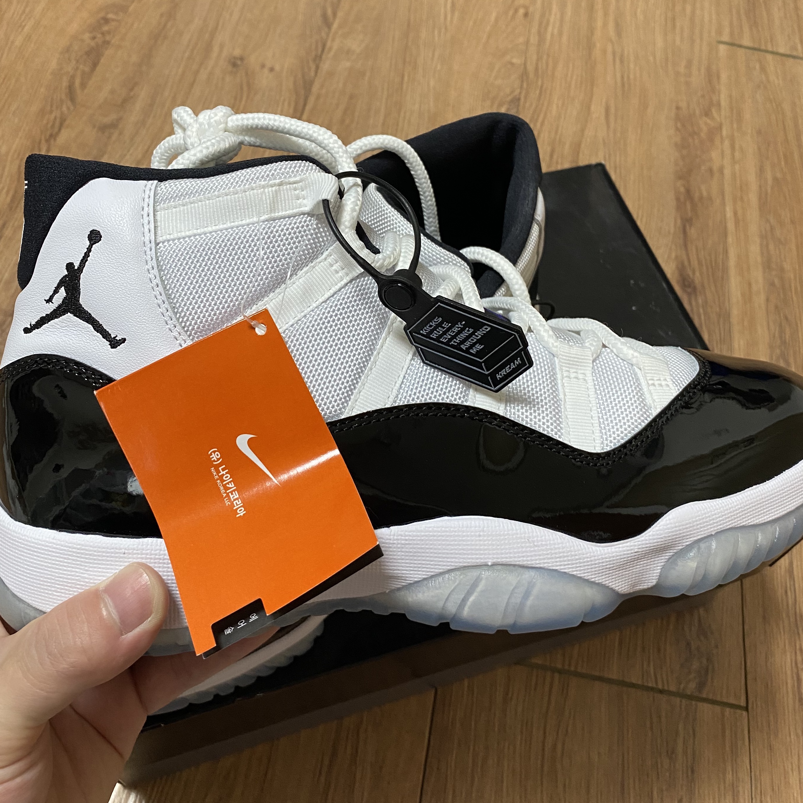 Jordan 11 Retro Concord 2018 착용 스타일