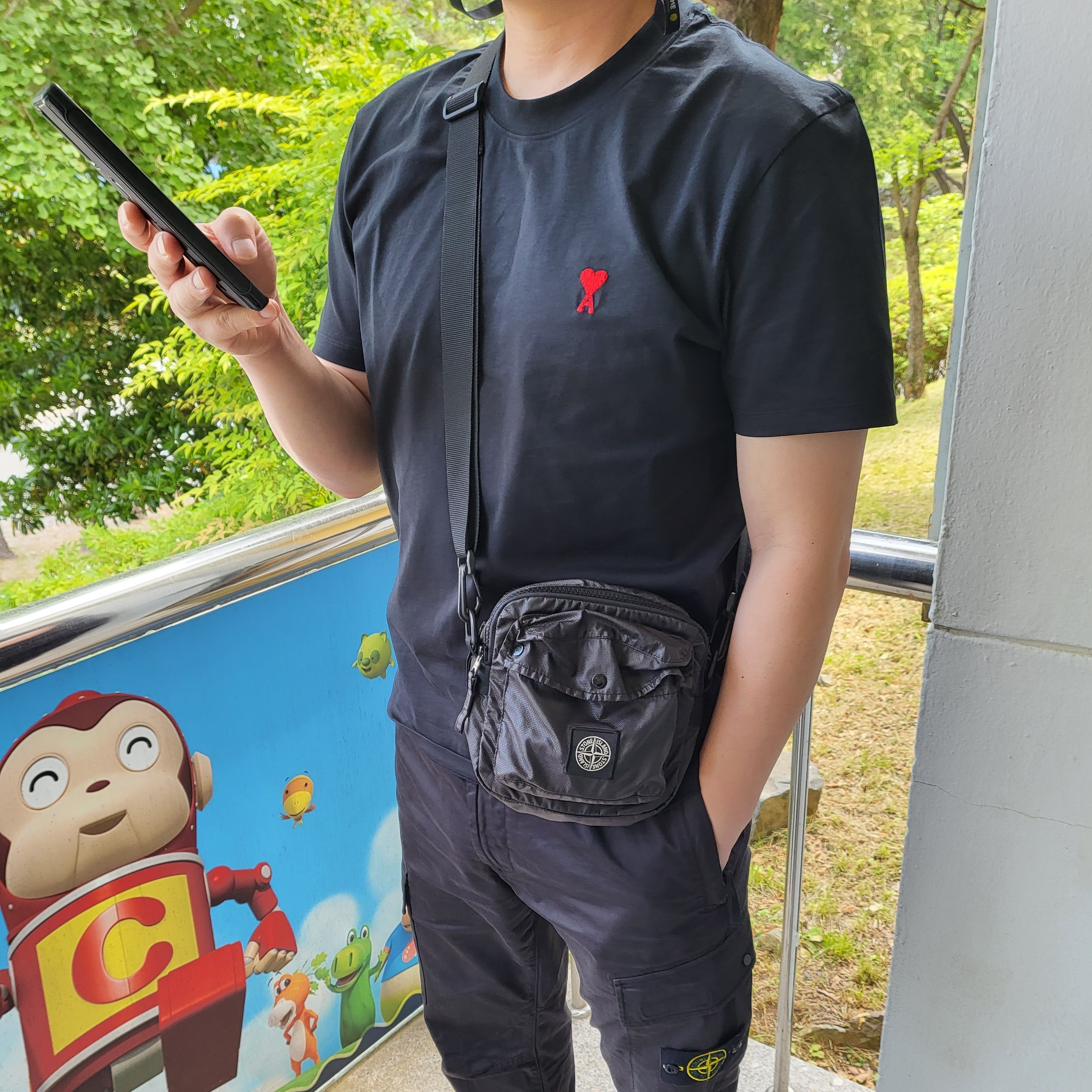 AMI de Coeur T-Shirt Black 착용 스타일
