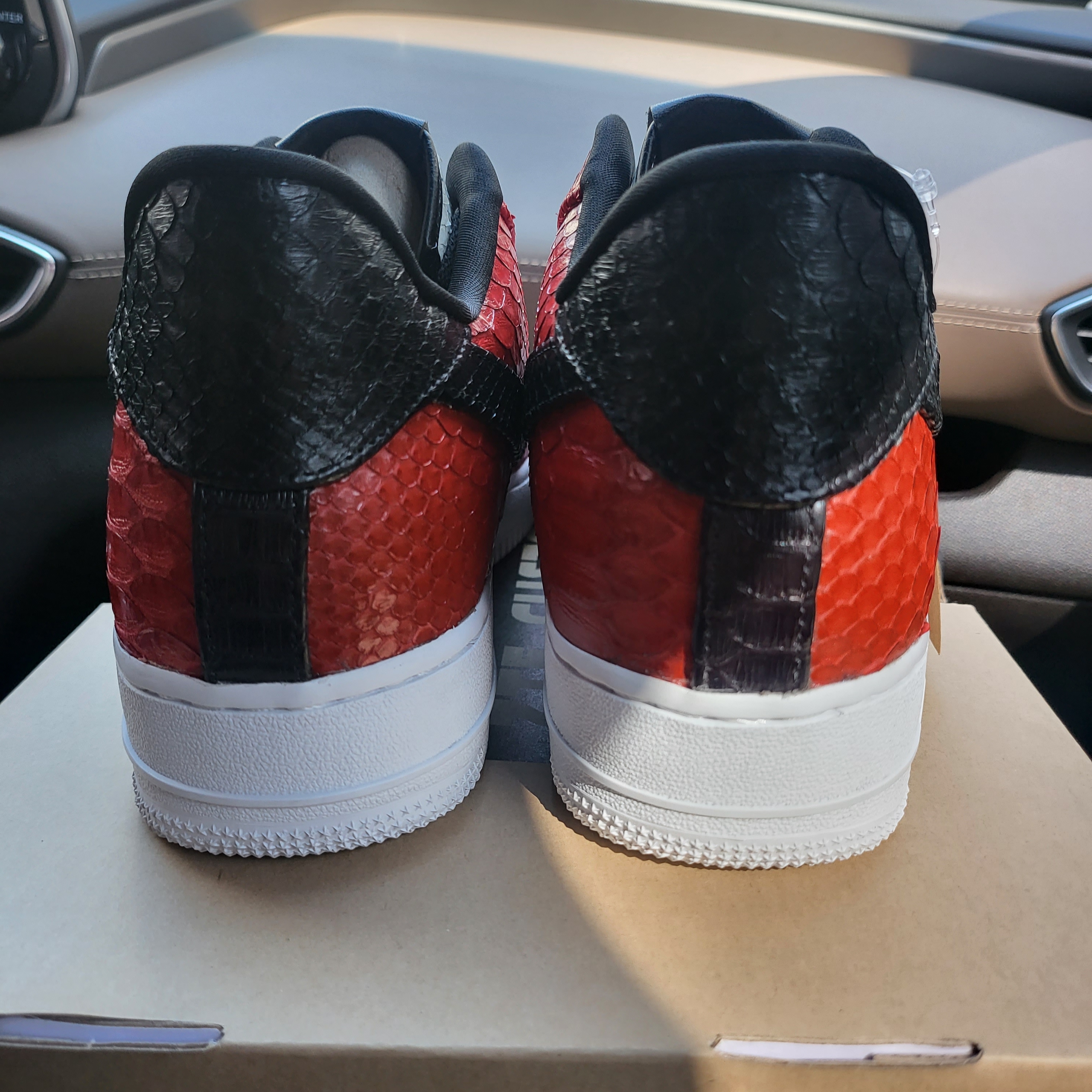 Nike Air Force 1 Low Gym Red 착용 스타일 - 4