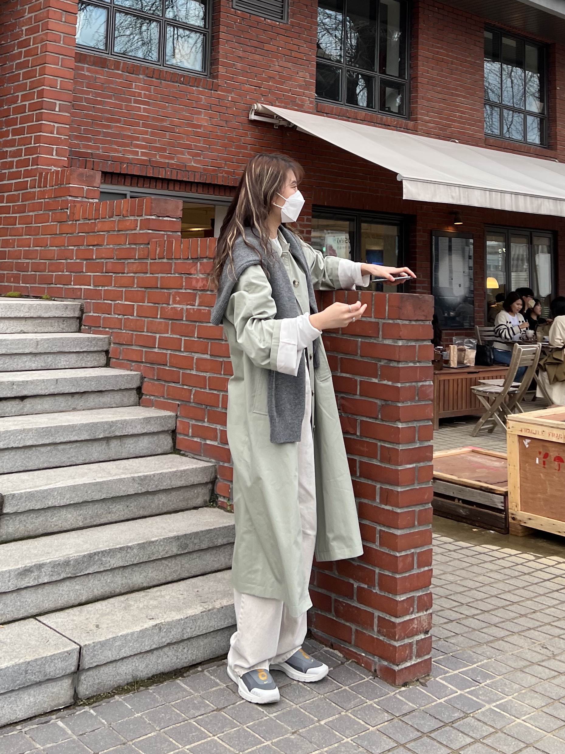 Nike ACG Zoom Air AO Smoke Grey 착용 스타일 - 4