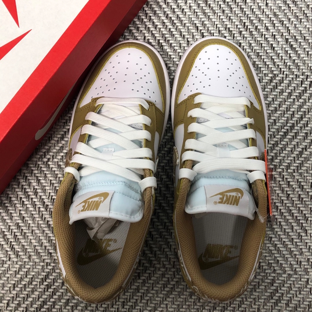 (W) Nike Dunk Low Essential Barley Paisley 착용 스타일 - 4