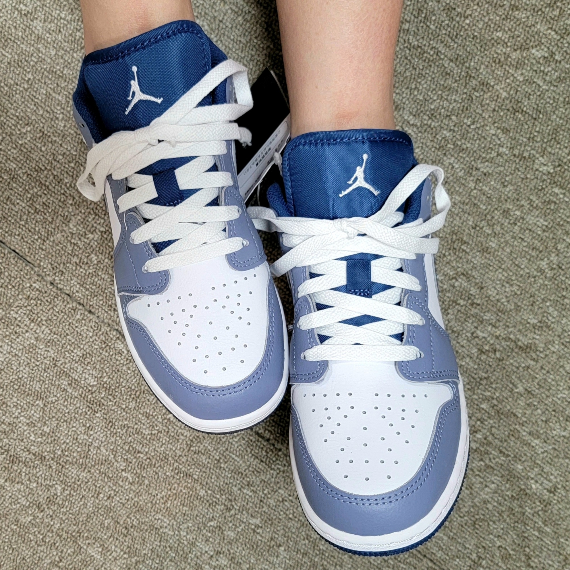 (GS) Jordan 1 Low SE Ashen Slate and Mystic Navy 착용 스타일 - 4