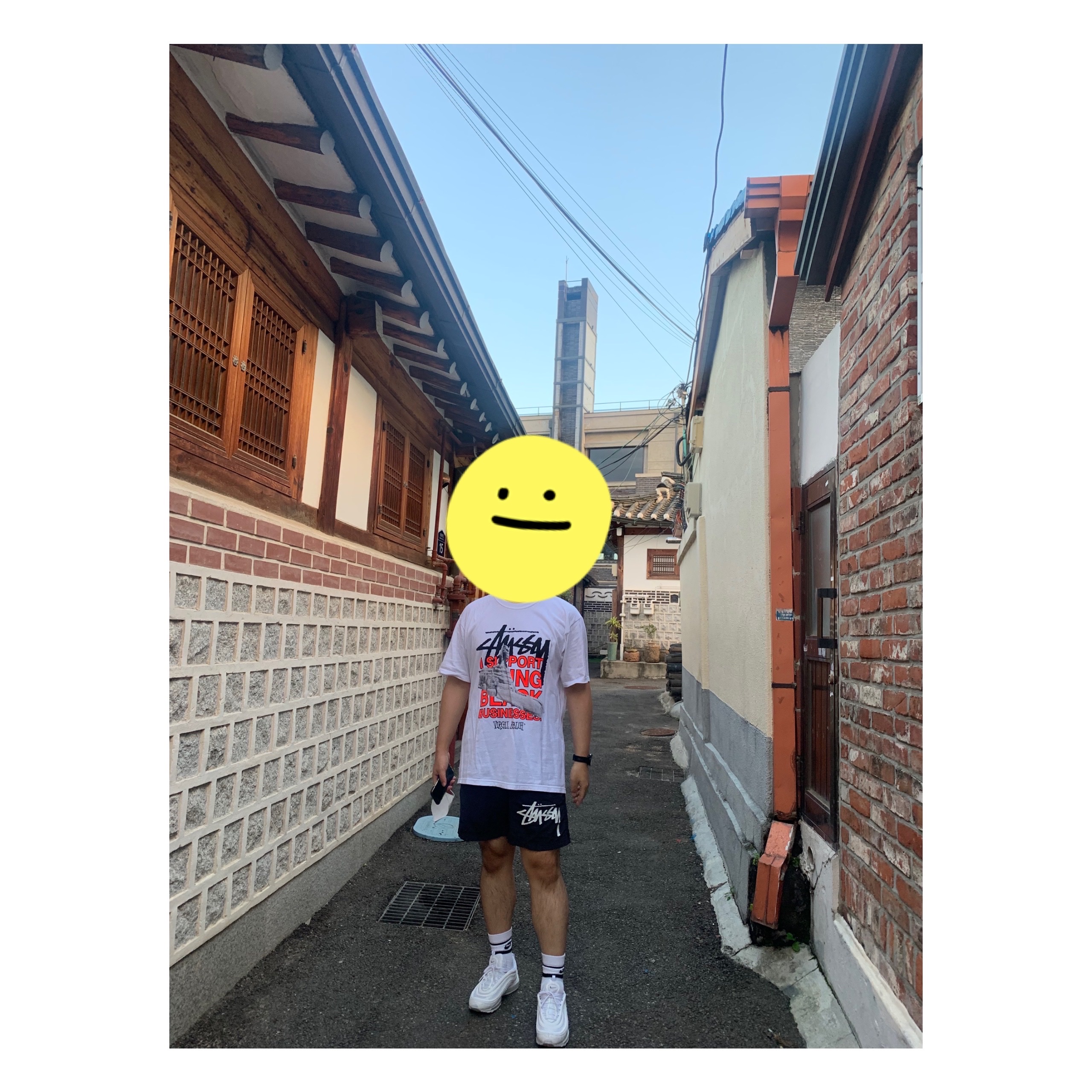 Nike x Stussy Water Shorts Off Noir, Stussy x Off-White 40 WT T-Shirt 착용 스타일