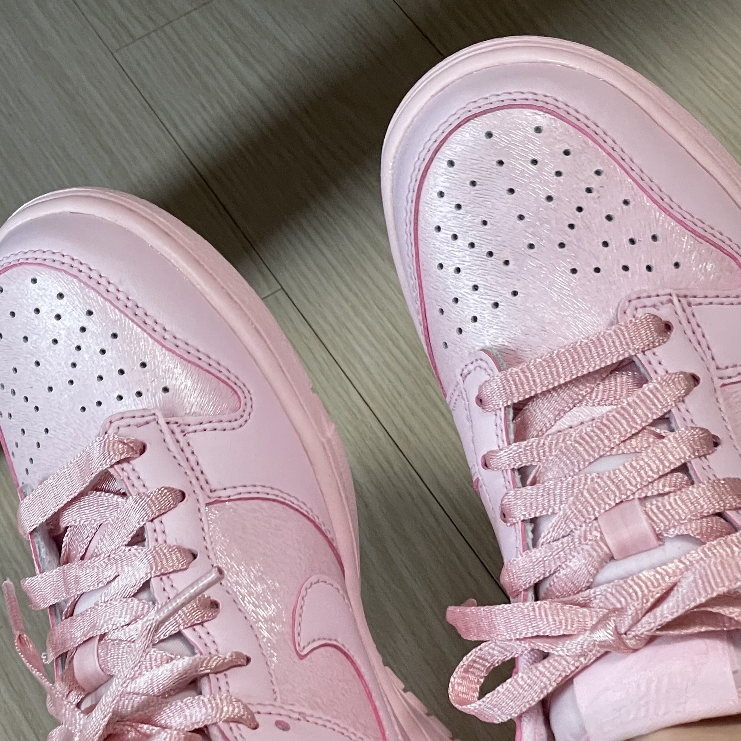 (GS) Nike Dunk Low SE Prism Pink 착용 스타일 - 3