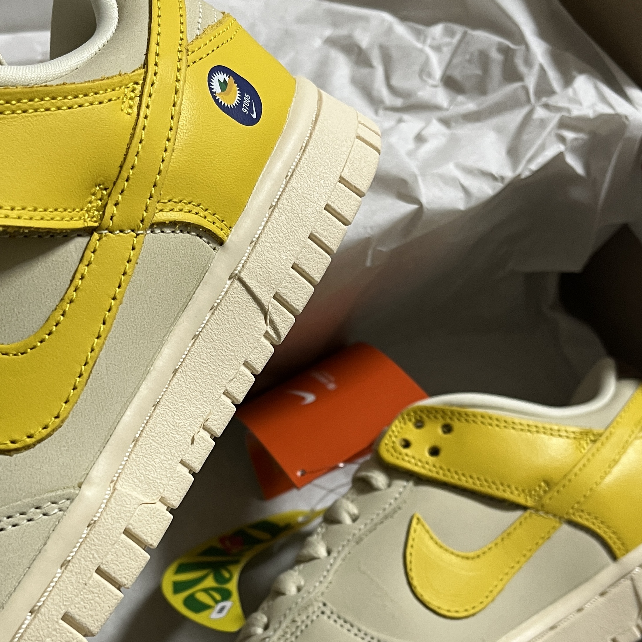(W) Nike Dunk Low LX Banana 착용 스타일