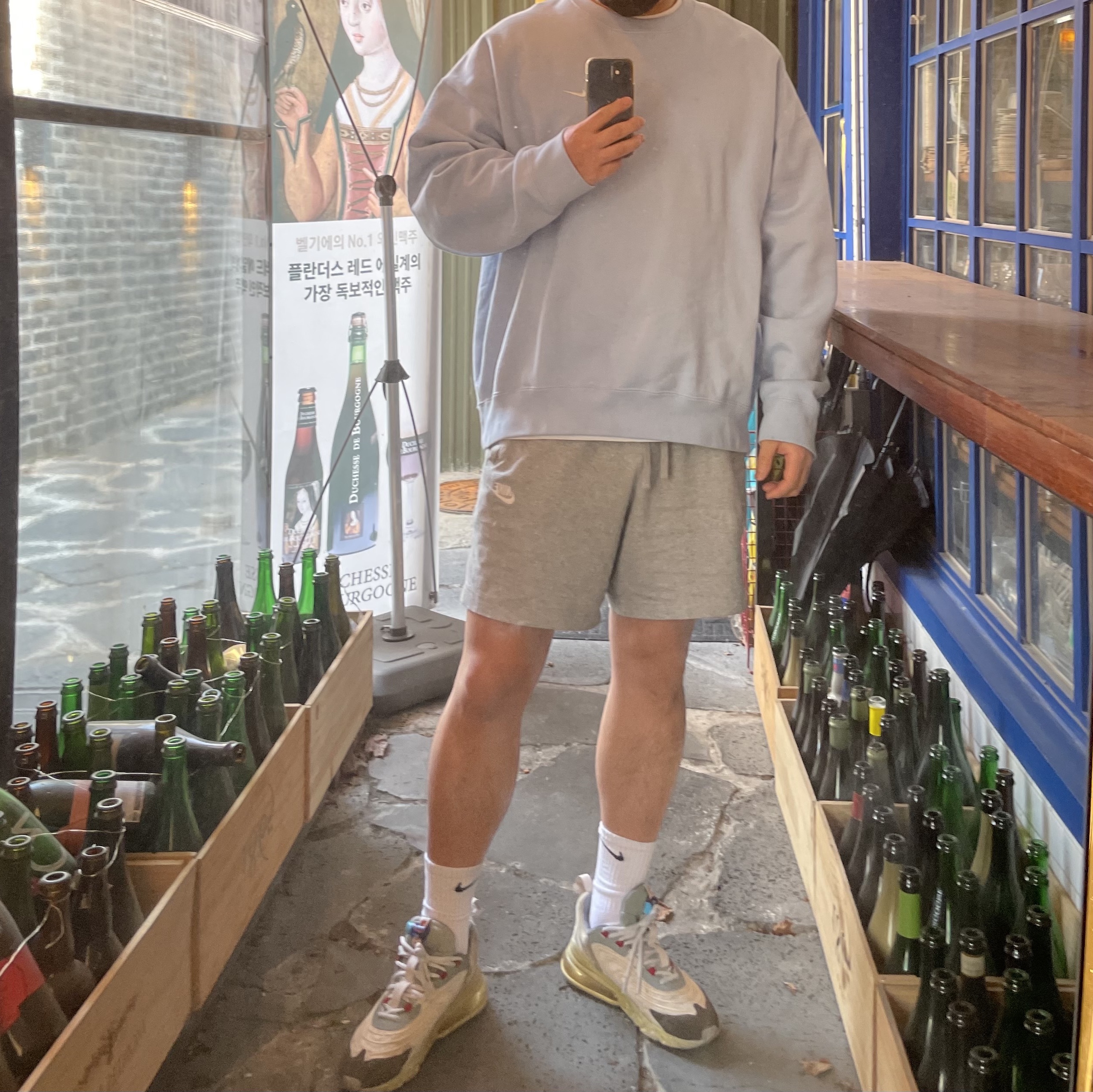 Nike x Travis Scott Air Max 270 React Cactus Trails, Nike NRG Solo Swoosh Crew Fleece Psychic Blue - Asia 착용 스타일