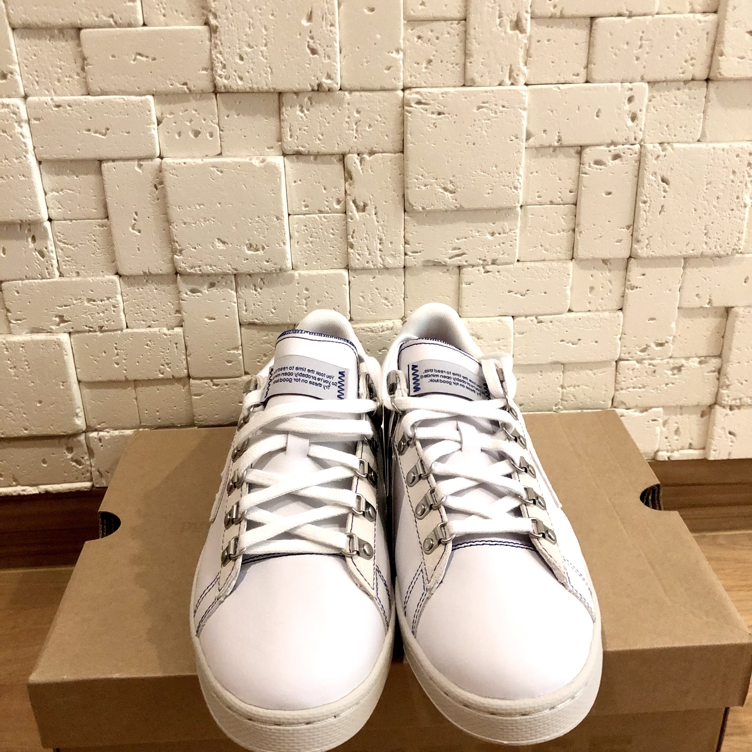 Converse x Pglang Pro Leather White 착용 스타일 - 2