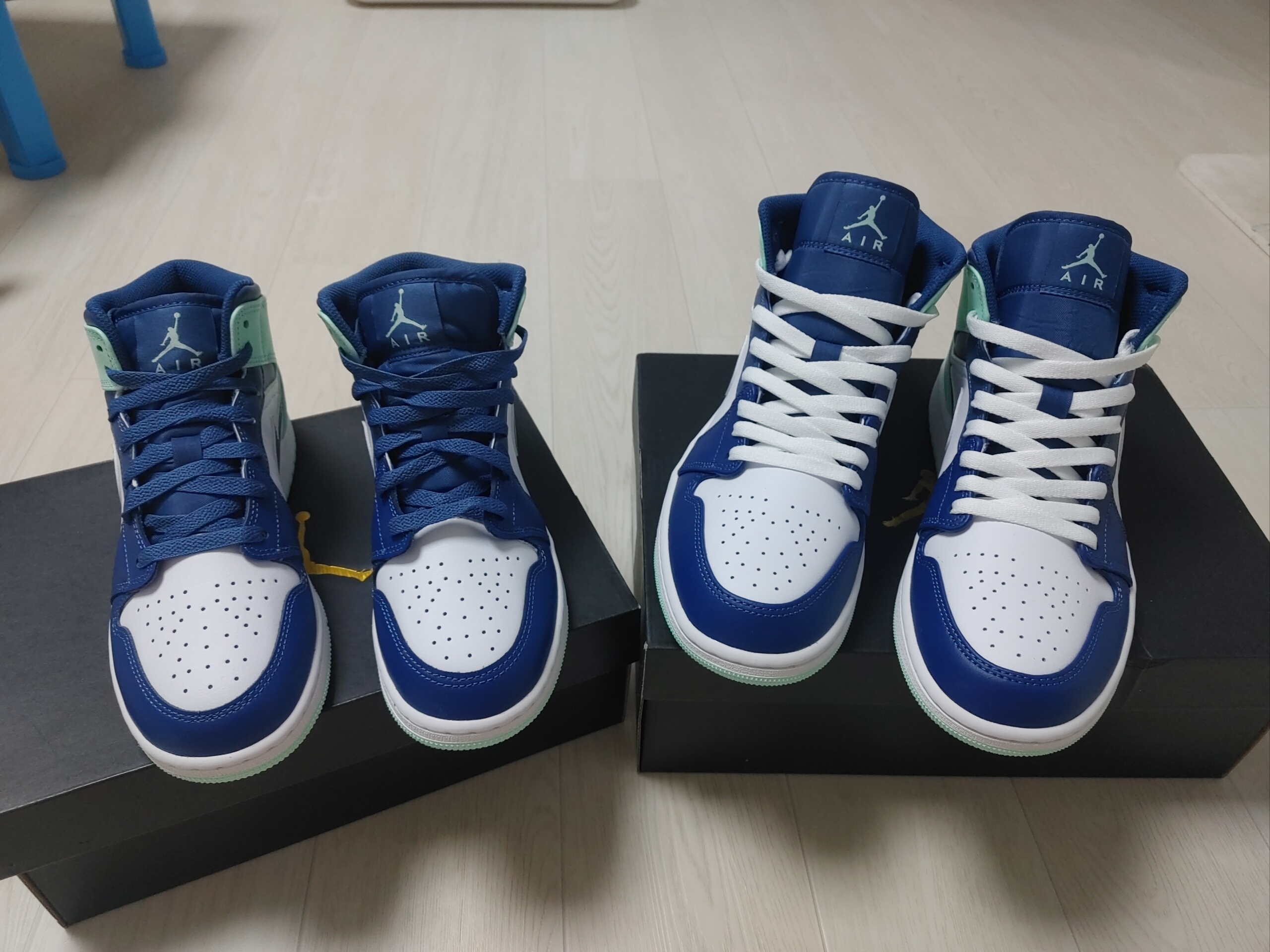 Jordan 1 Mid Blue Mint, (GS) Jordan 1 Mid Blue Mint 착용 스타일 - 2