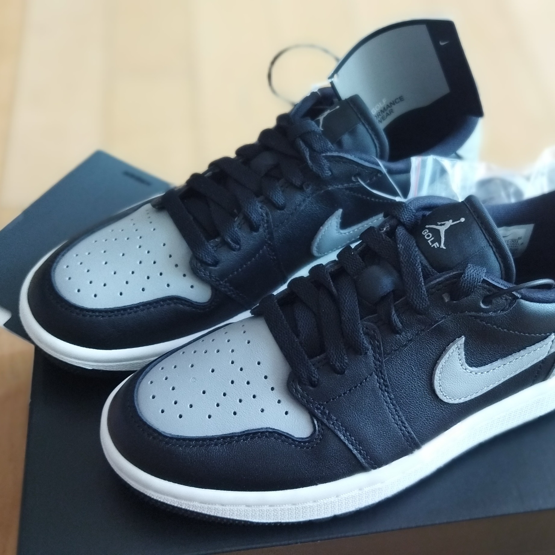 Jordan 1 Low Golf Shadow, Jordan 1 Low Golf Wolf Grey 착용 스타일 - 1