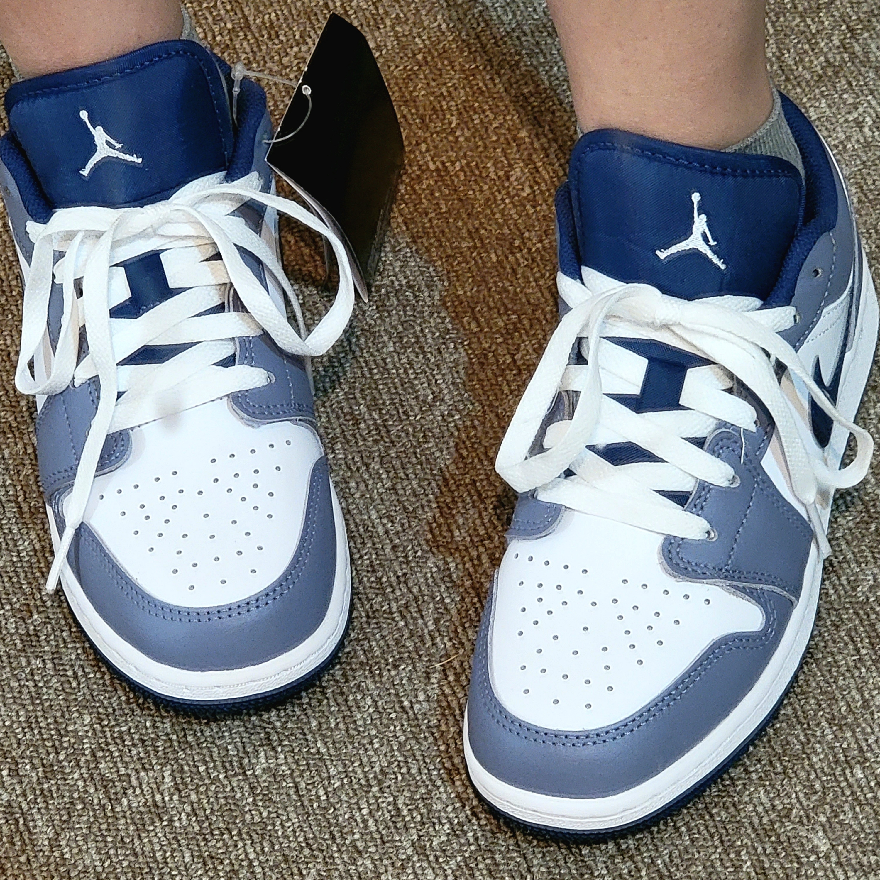 (GS) Jordan 1 Low SE Ashen Slate and Mystic Navy 착용 스타일 - 3