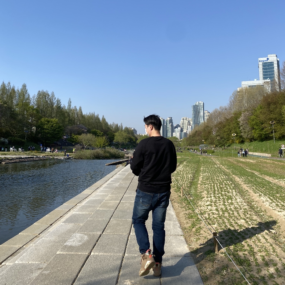 KREAM 프로필 이미지