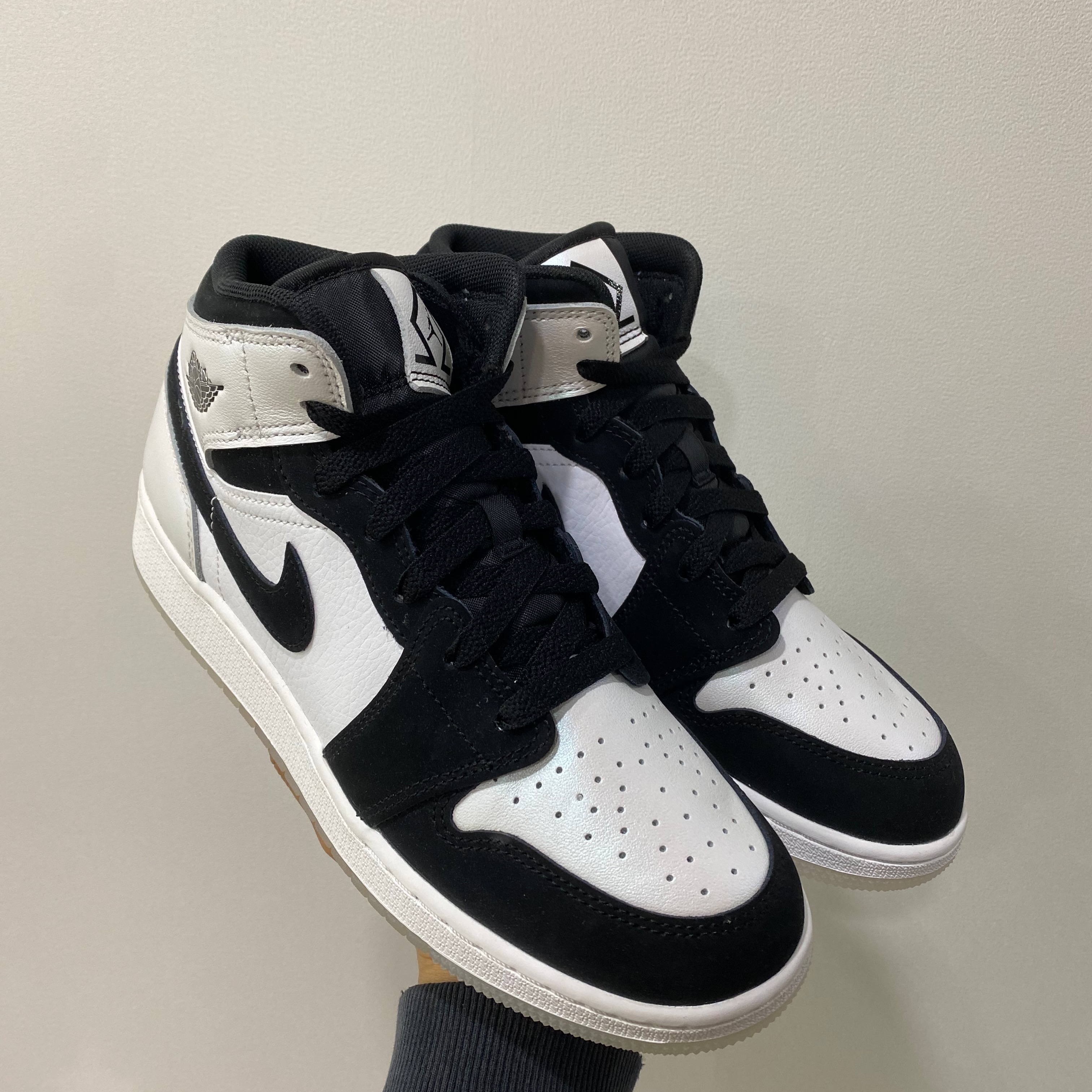 Jordan 1 Mid SE Diamond 착용 스타일 - 1