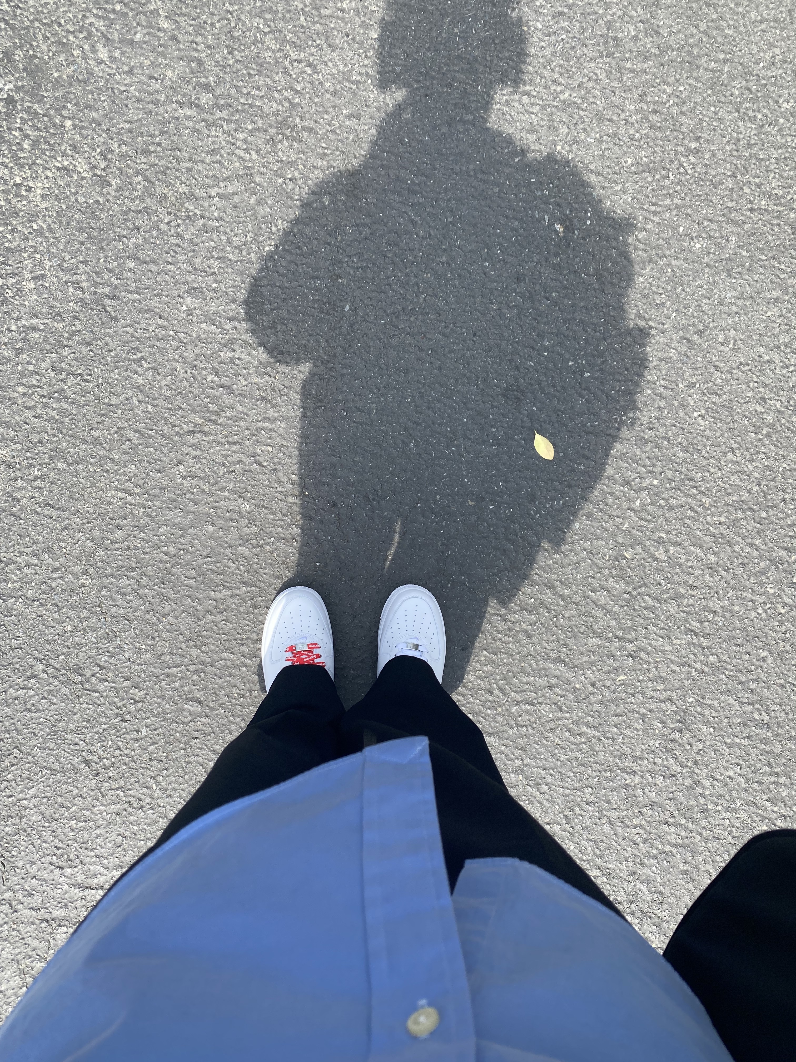Apple AirPods Max Lightning Space Gray (Korean Ver.), Nike x Supreme Air Force 1 Low White 착용 스타일