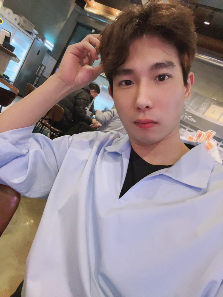 KREAM 프로필 이미지