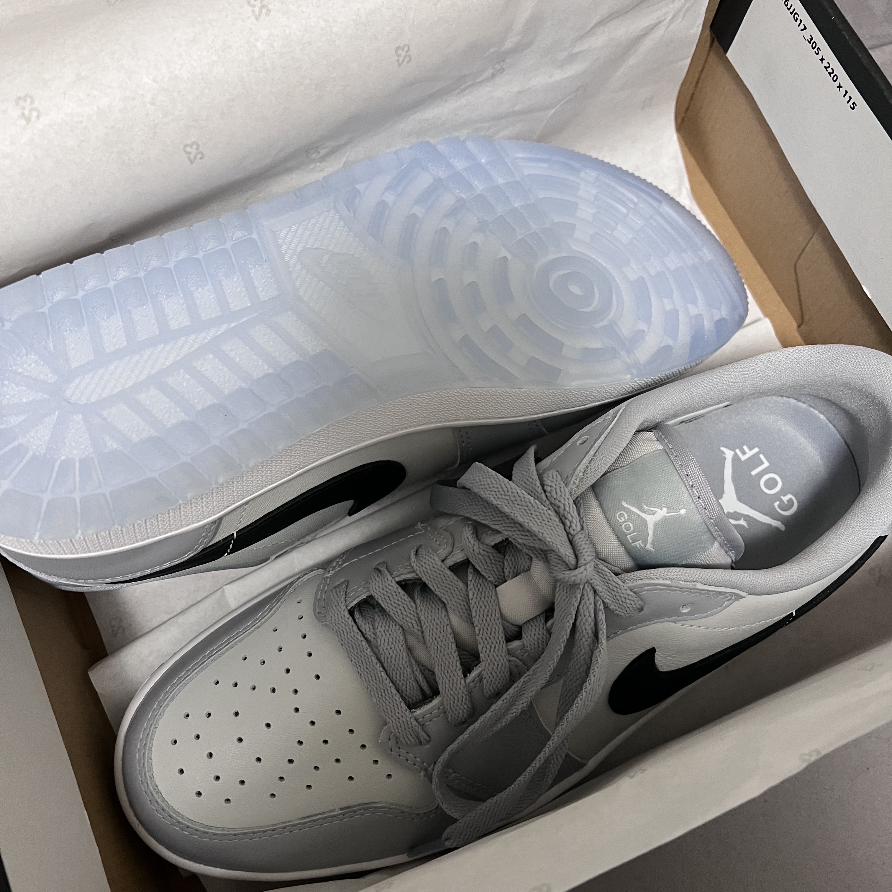 Jordan 1 Low Golf Wolf Grey 착용 스타일 - 2