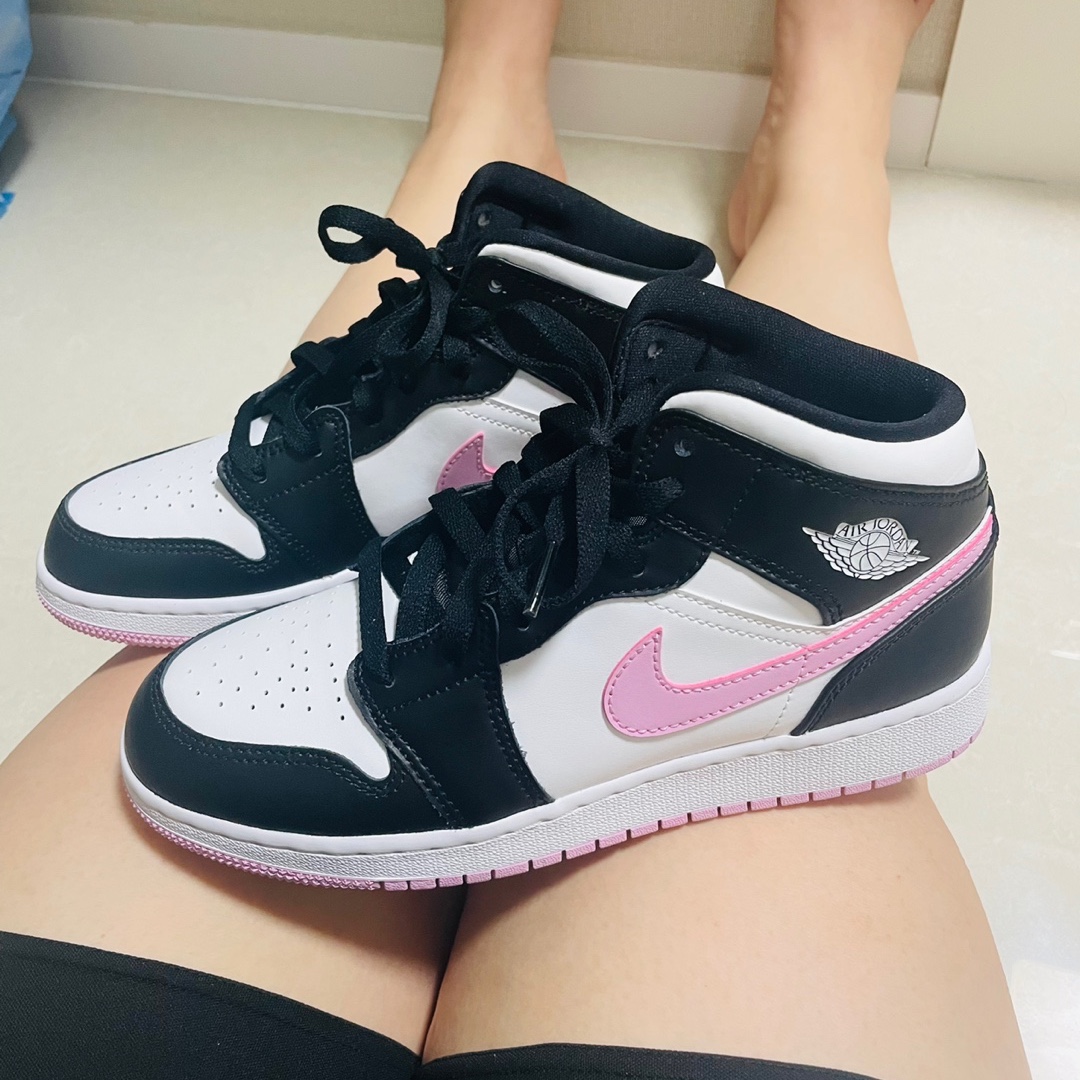 (GS) Jordan 1 Mid Light Arctic Pink 착용 스타일 - 3