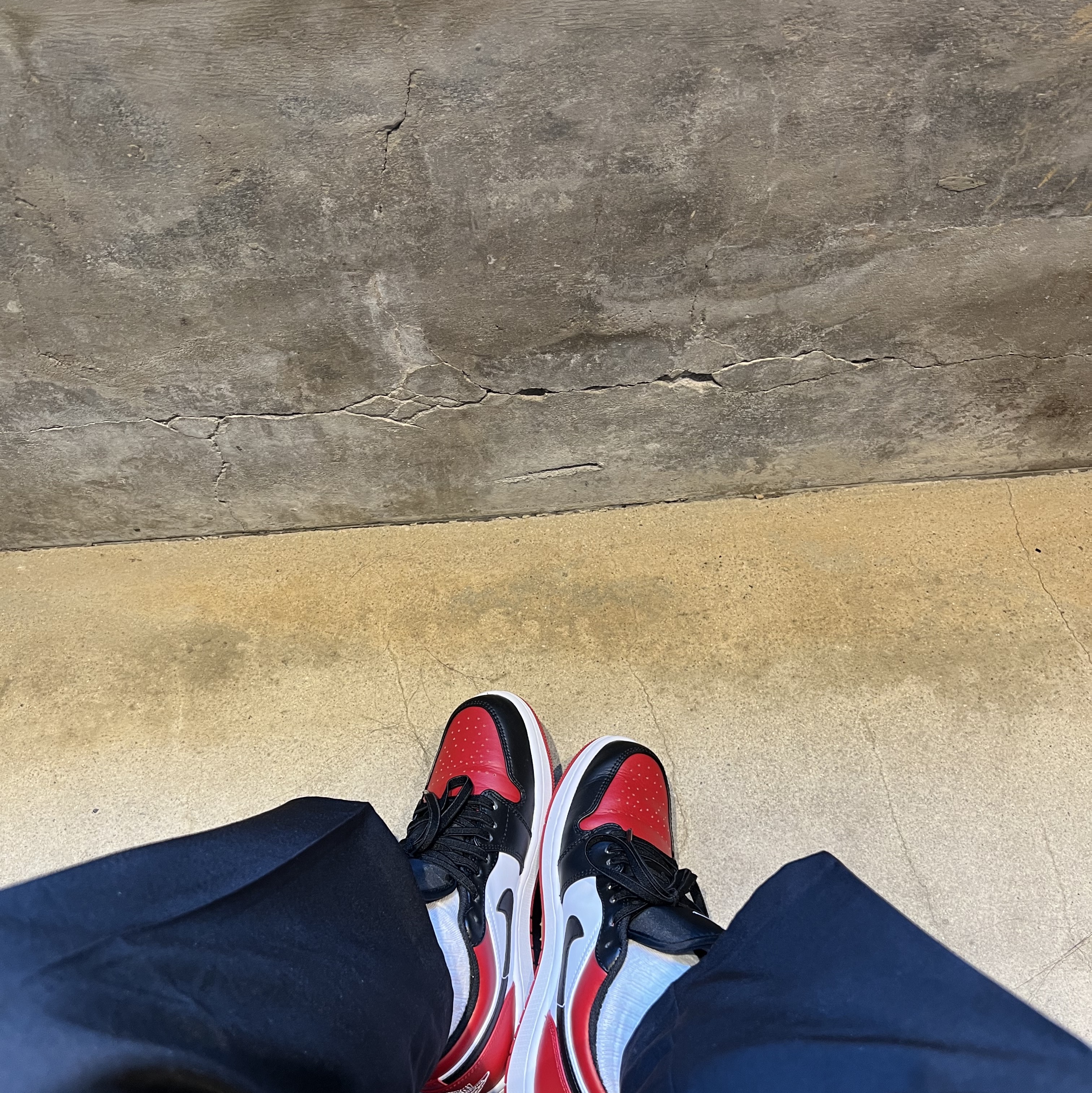 Jordan 1 Low Bred Toe 착용 스타일