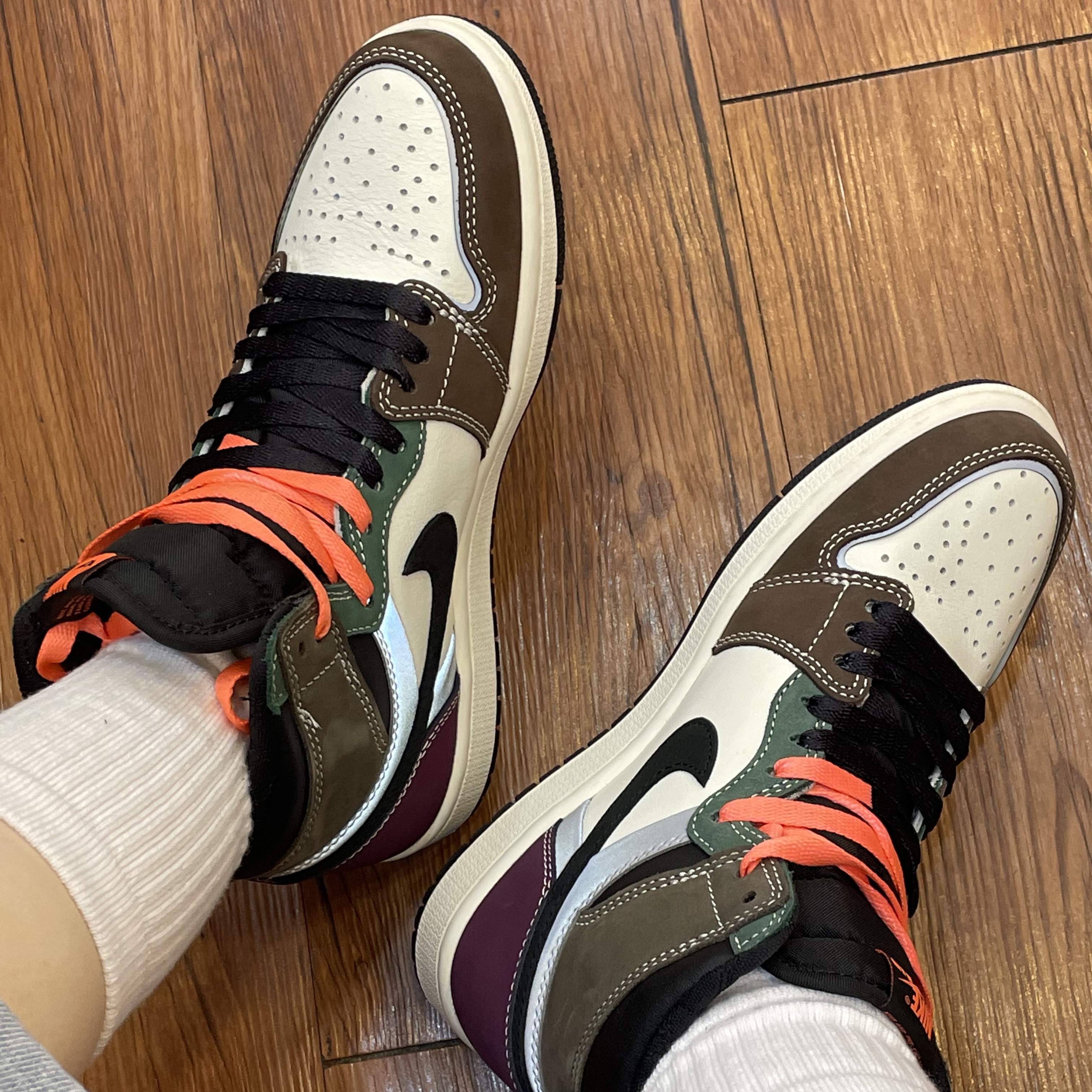 Jordan 1 Retro High OG Craft 착용 스타일