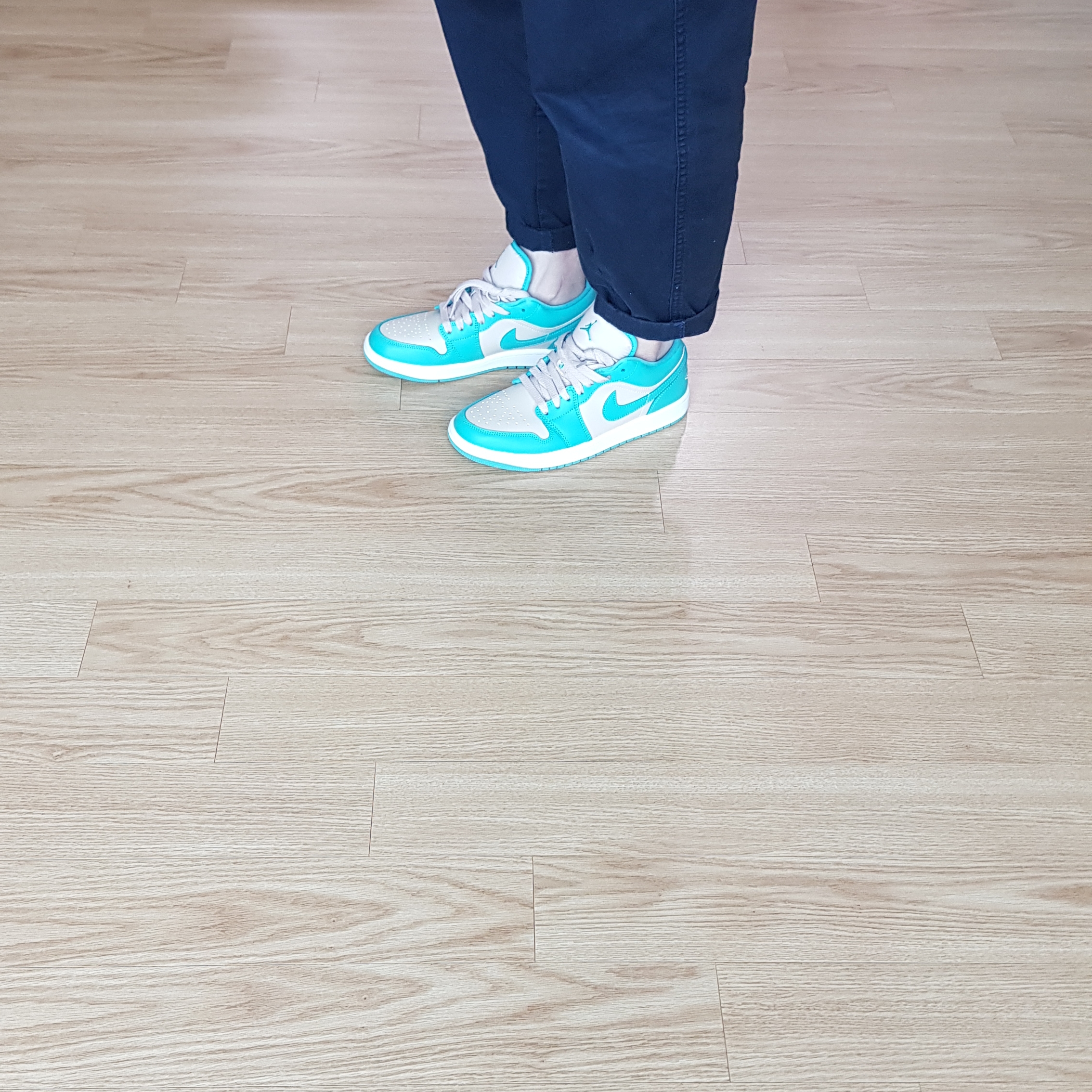 (W) Jordan 1 Low Sanddrift Washed Teal 착용 스타일 - 4