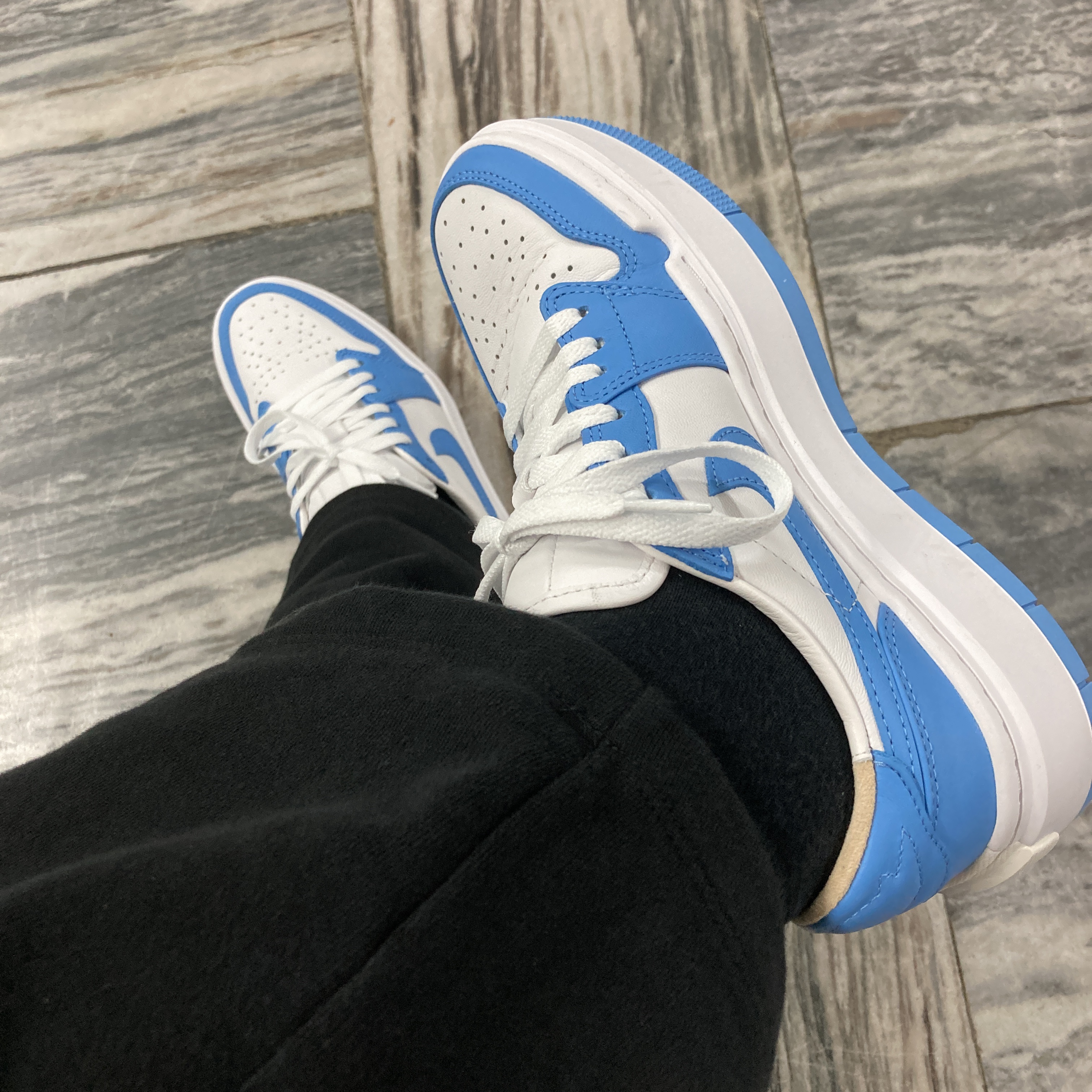 (W) Jordan 1 Elevate Low SE University Blue 착용 스타일
