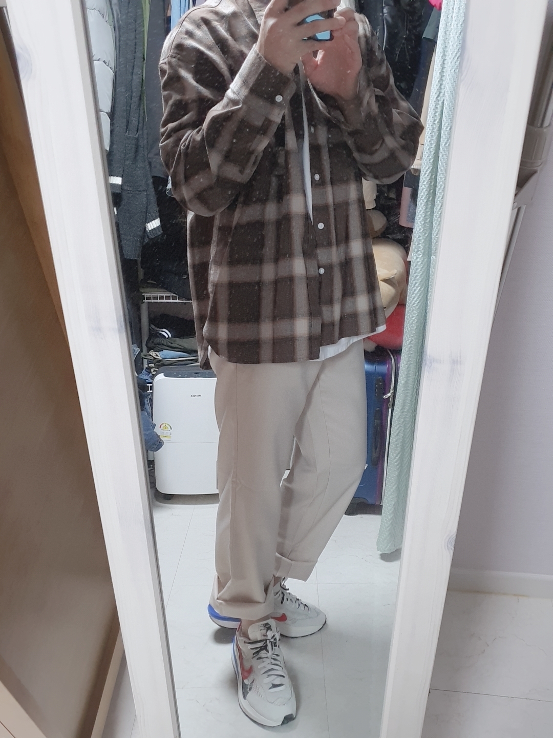 Nike x Sacai VaporWaffle Royal Fuchsia 착용 스타일