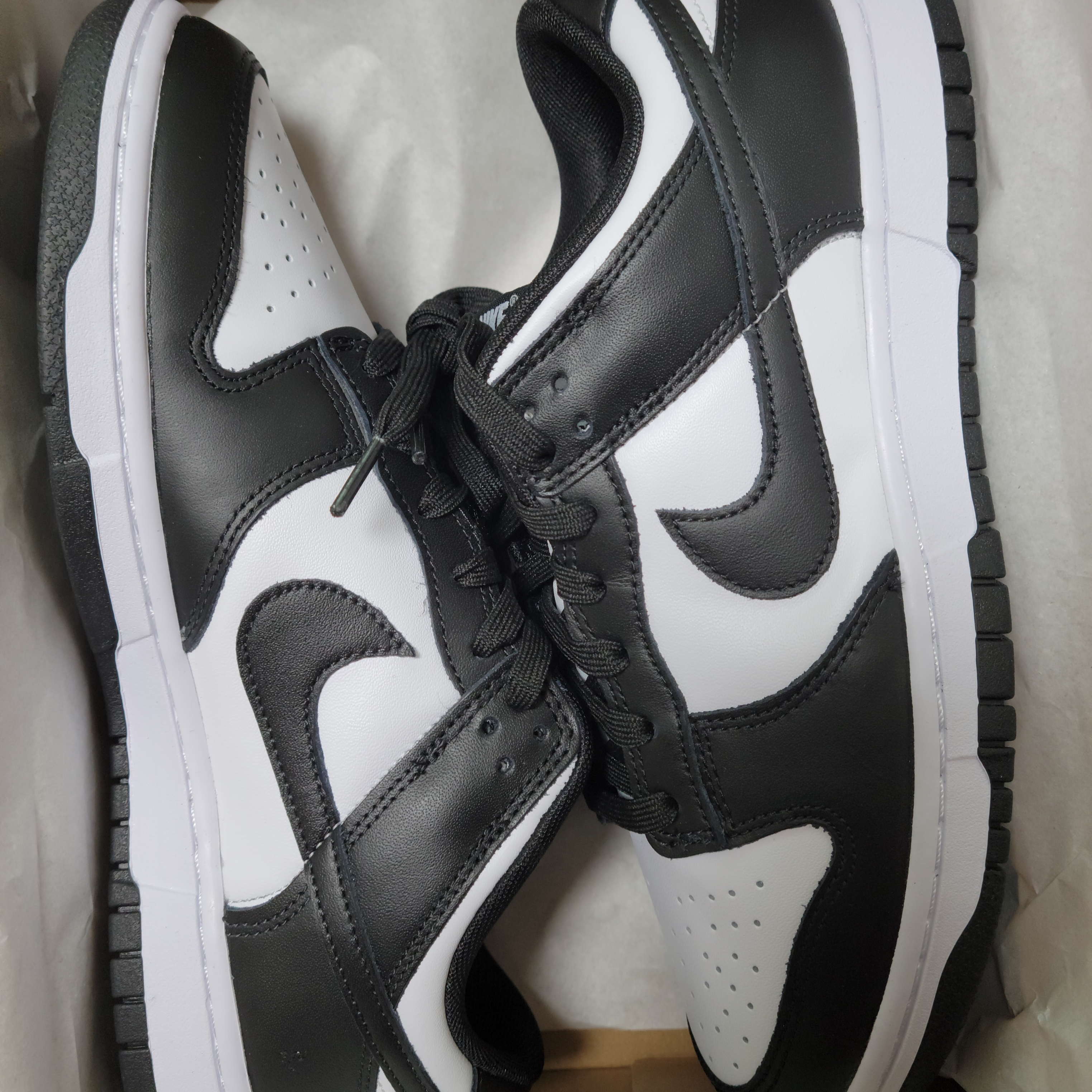 Nike Dunk Low Retro Black 착용 스타일