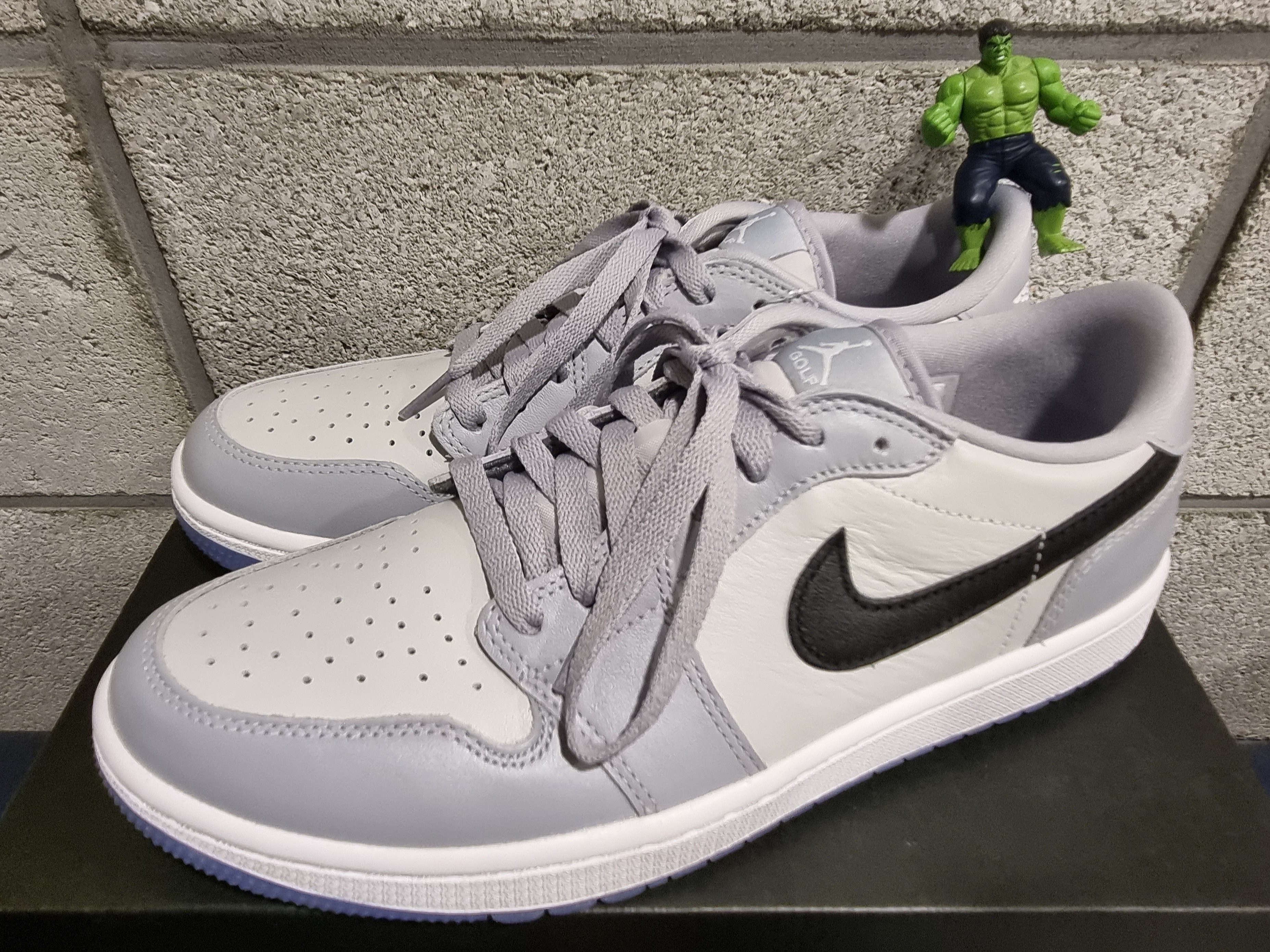 Jordan 1 Low Golf Wolf Grey 착용 스타일 - 1