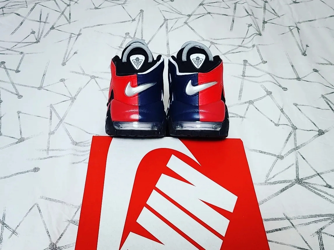 Nike Air More Uptempo 96 Black University Red 착용 스타일 - 5