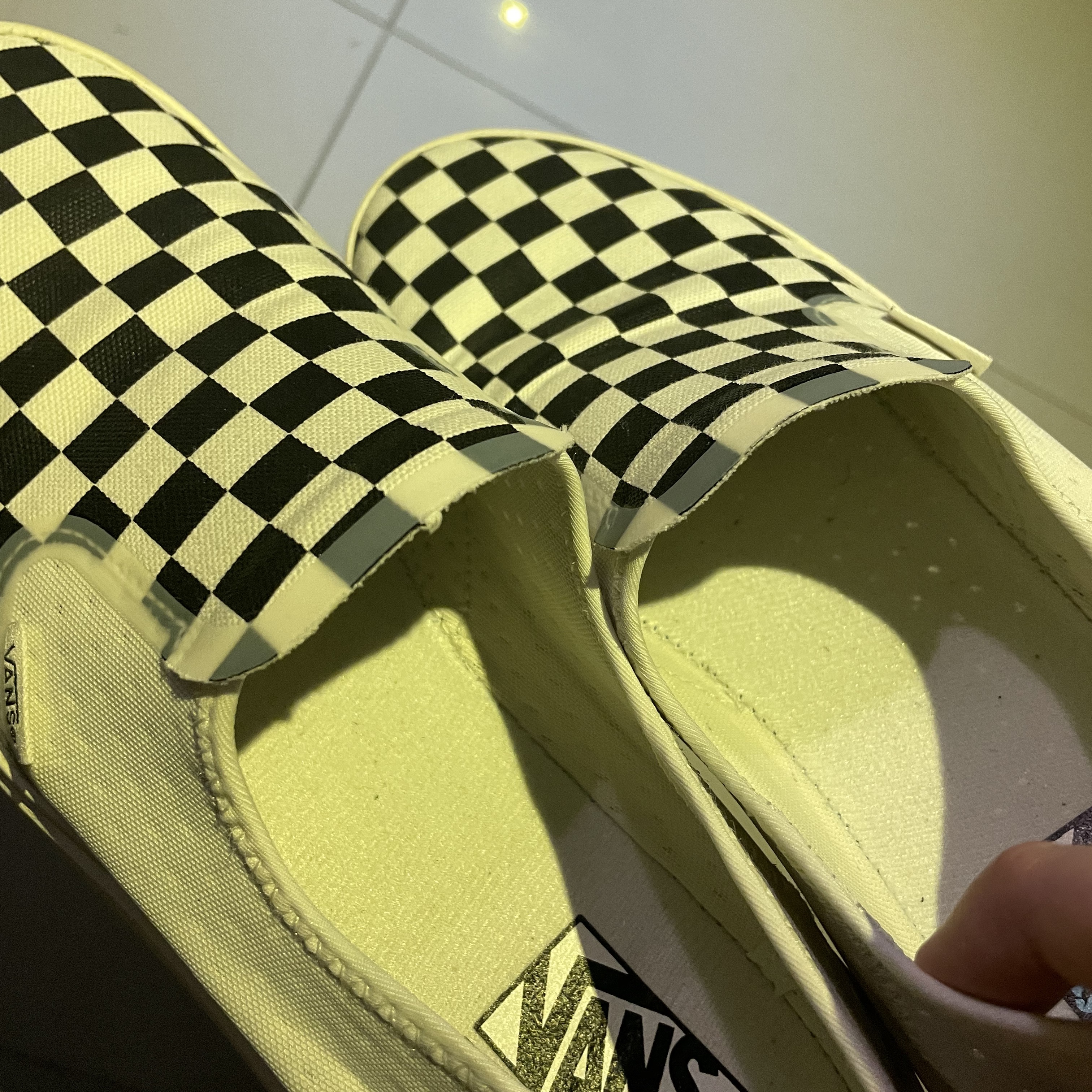 Vans Checkerboard Comfycush One Marshmallow 착용 스타일