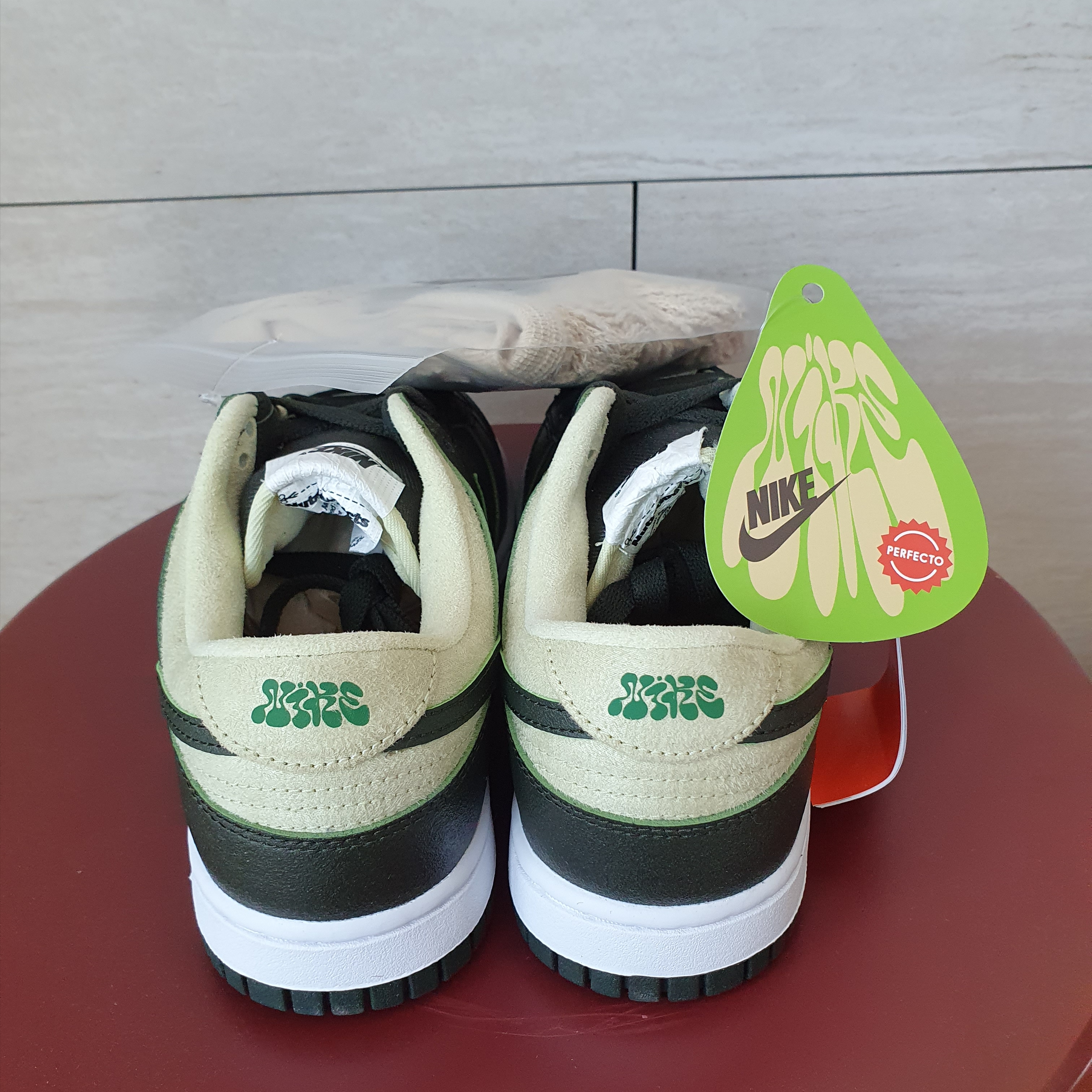 (W) Nike Dunk Low LX Avocado 착용 스타일 - 2