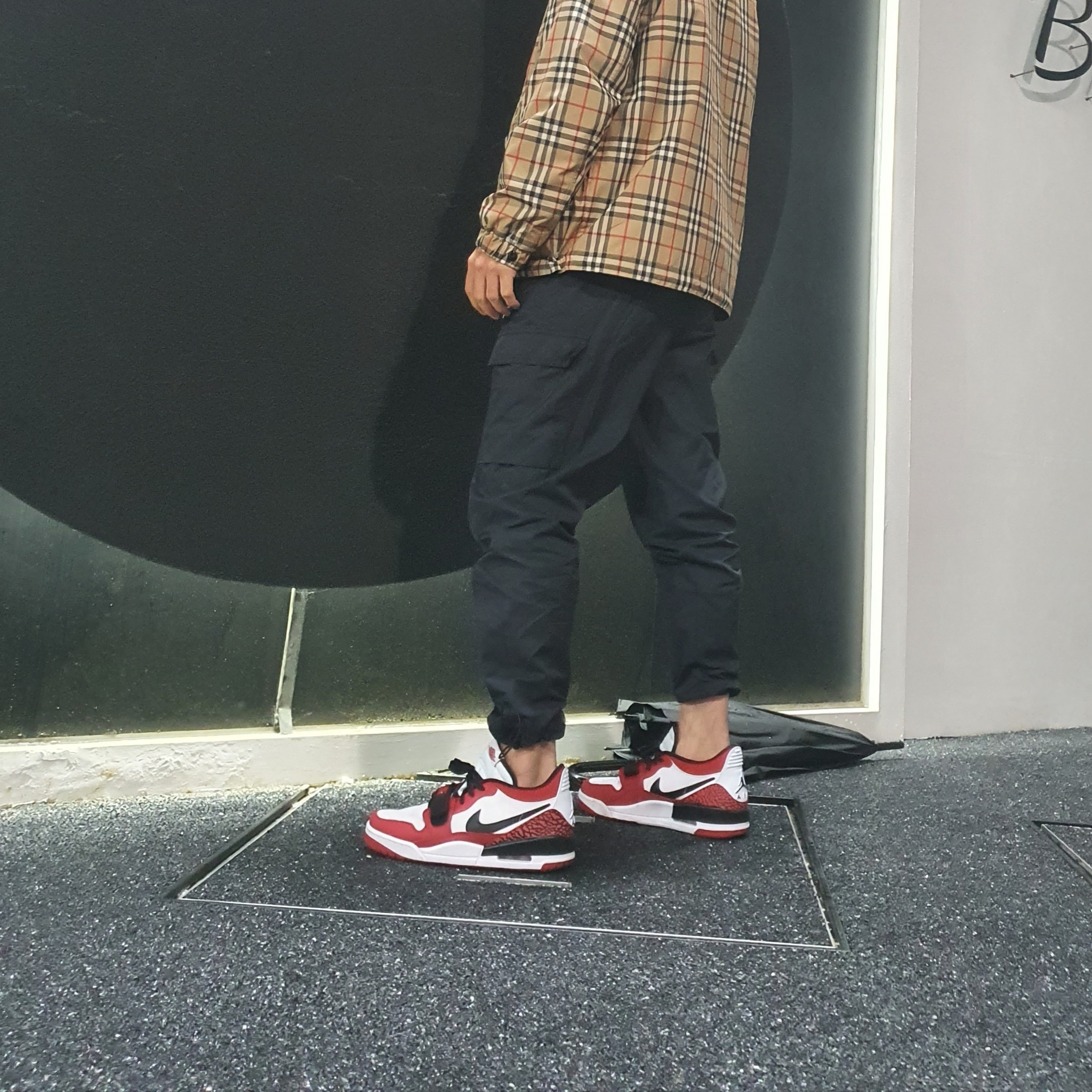 Jordan Legacy 312 Low Chicago 2022 착용 스타일 - 2