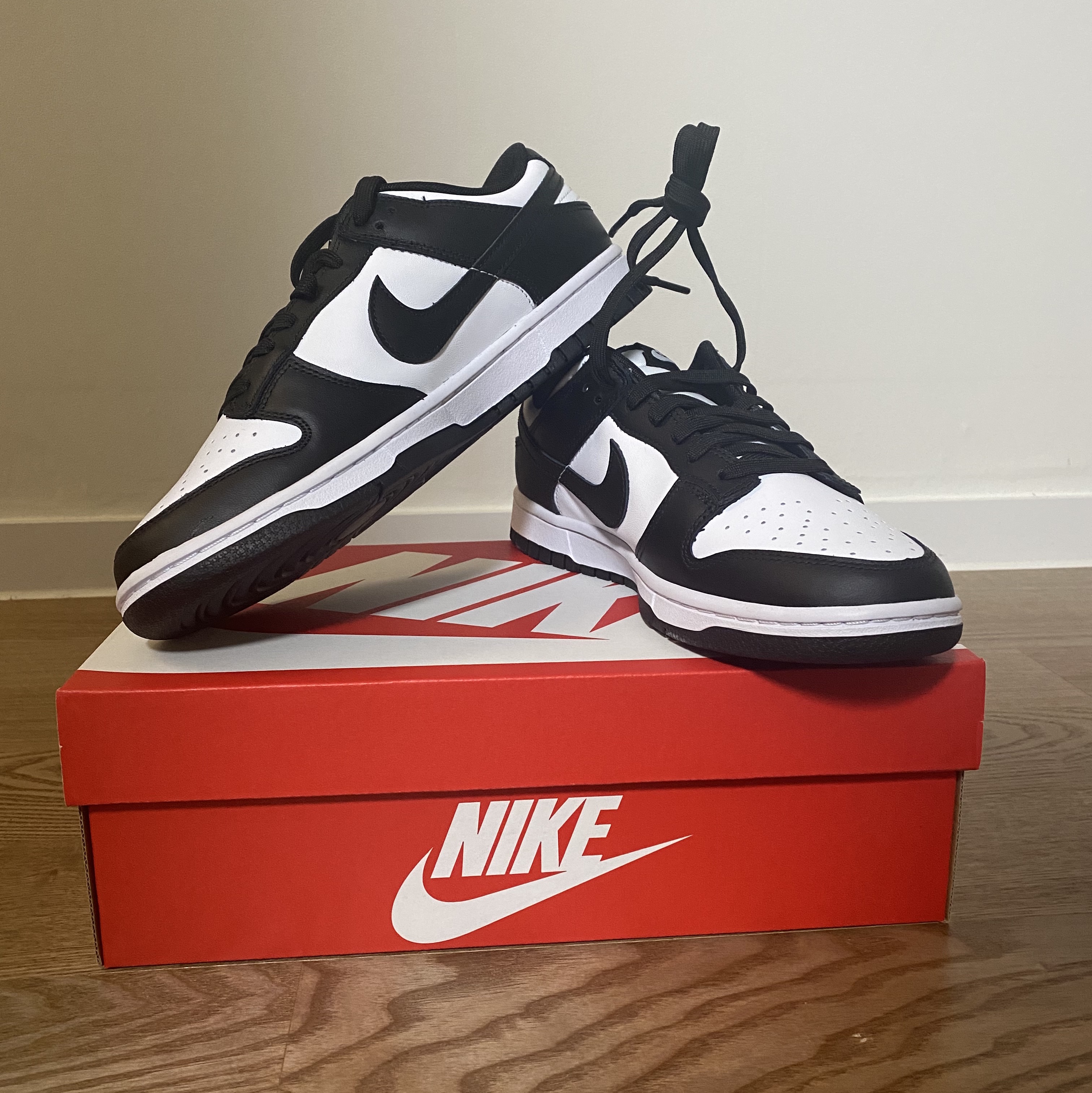 Nike Dunk Low Retro Black 착용 스타일