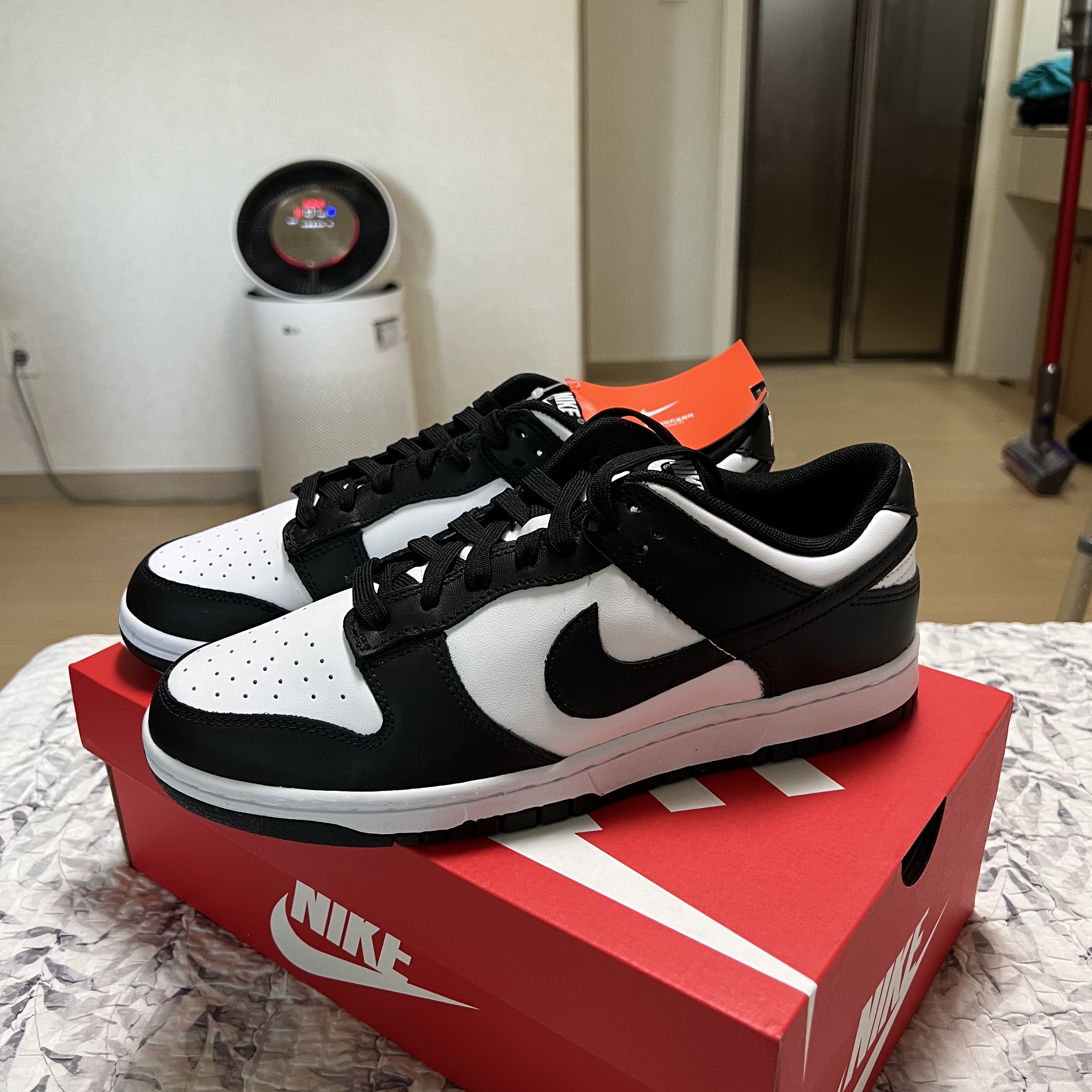 Nike Dunk Low Retro Black 착용 스타일