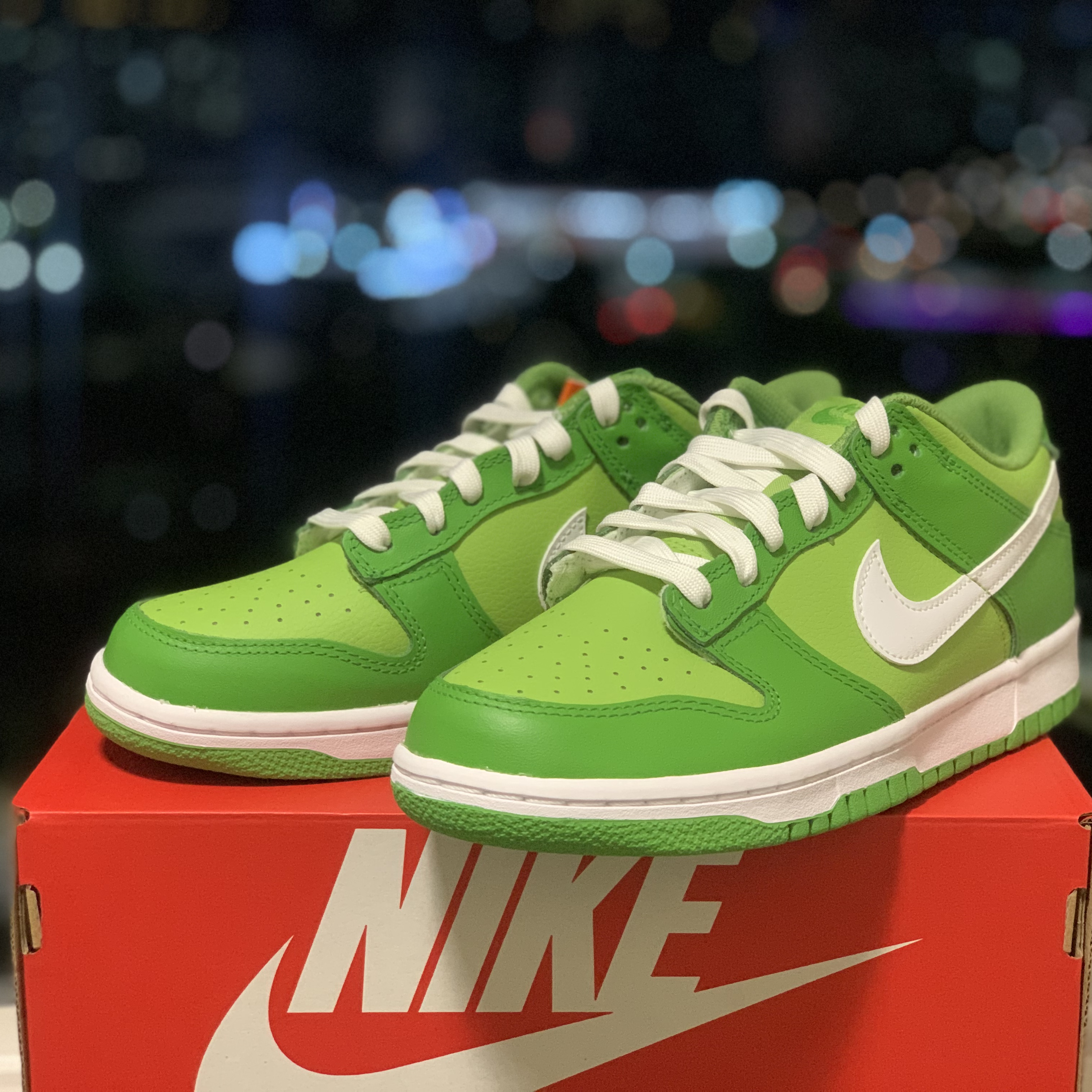 (GS) Nike Dunk Low Vivid Green 착용 스타일