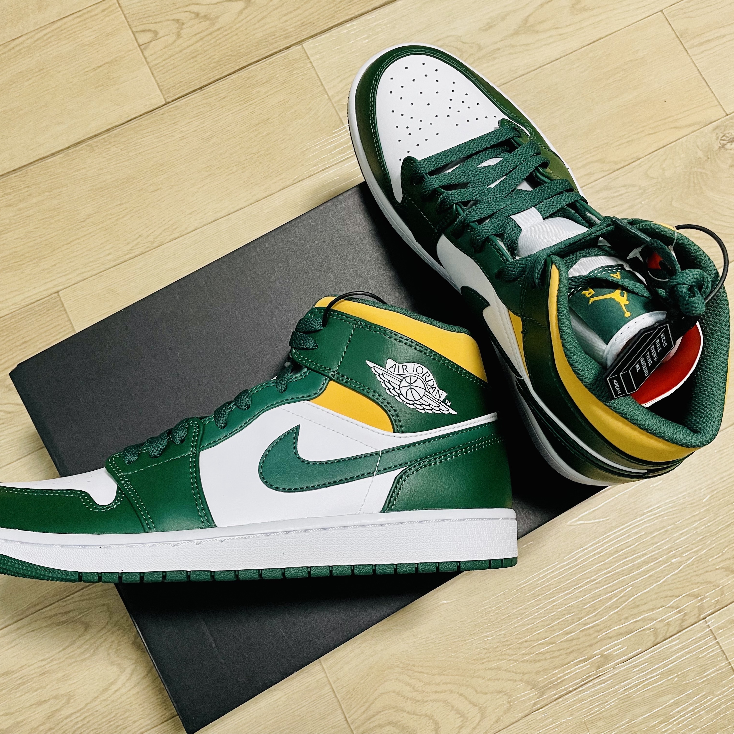 Jordan 1 Mid Sonics 2021 착용 스타일 - 1