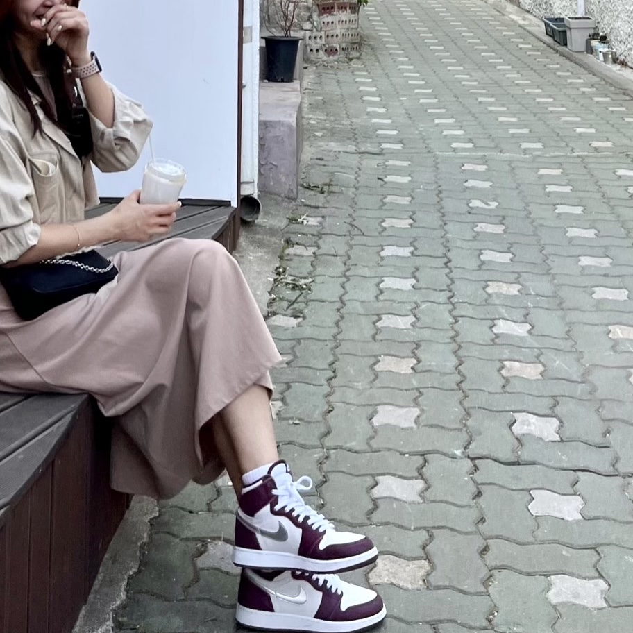 Jordan 1 Retro High OG Bordeaux 착용 스타일