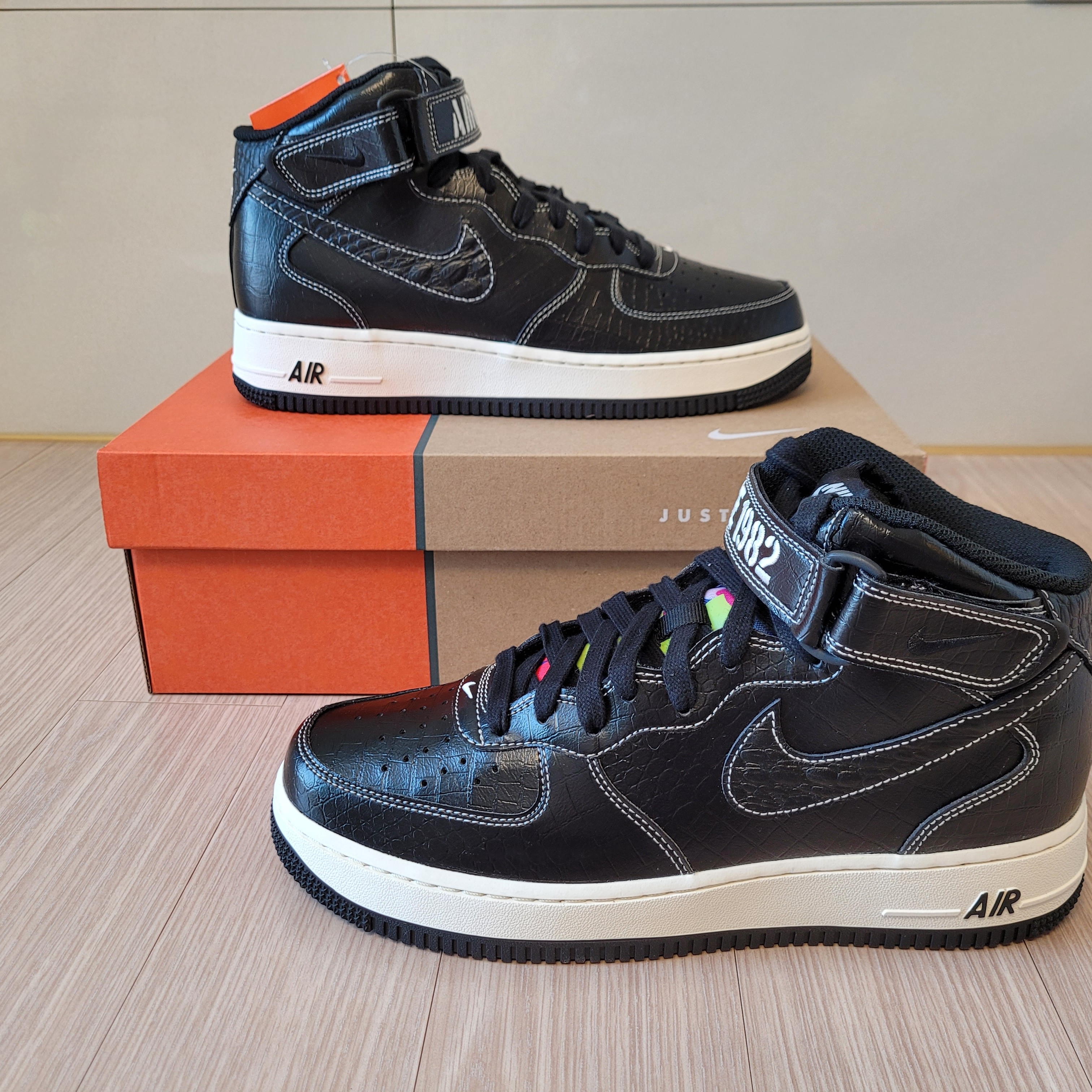 Nike Air Force 1 Mid '07 LX Our Force 1 착용 스타일 - 3