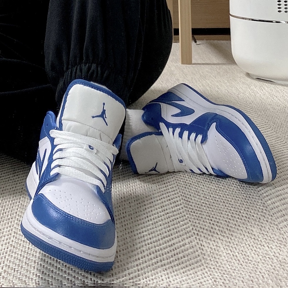 (W) Jordan 1 Low White Dark Marina Blue 착용 스타일