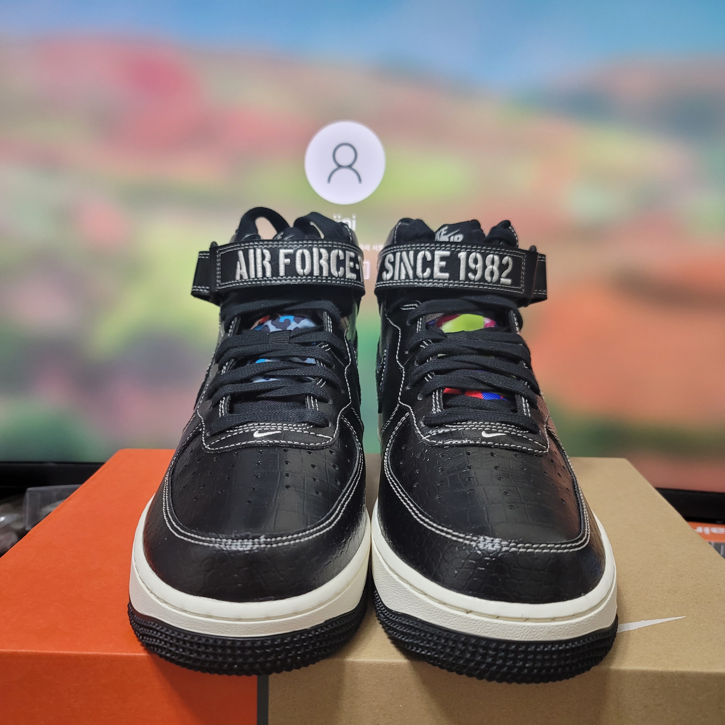 Nike Air Force 1 Mid '07 LX Our Force 1 착용 스타일 - 2