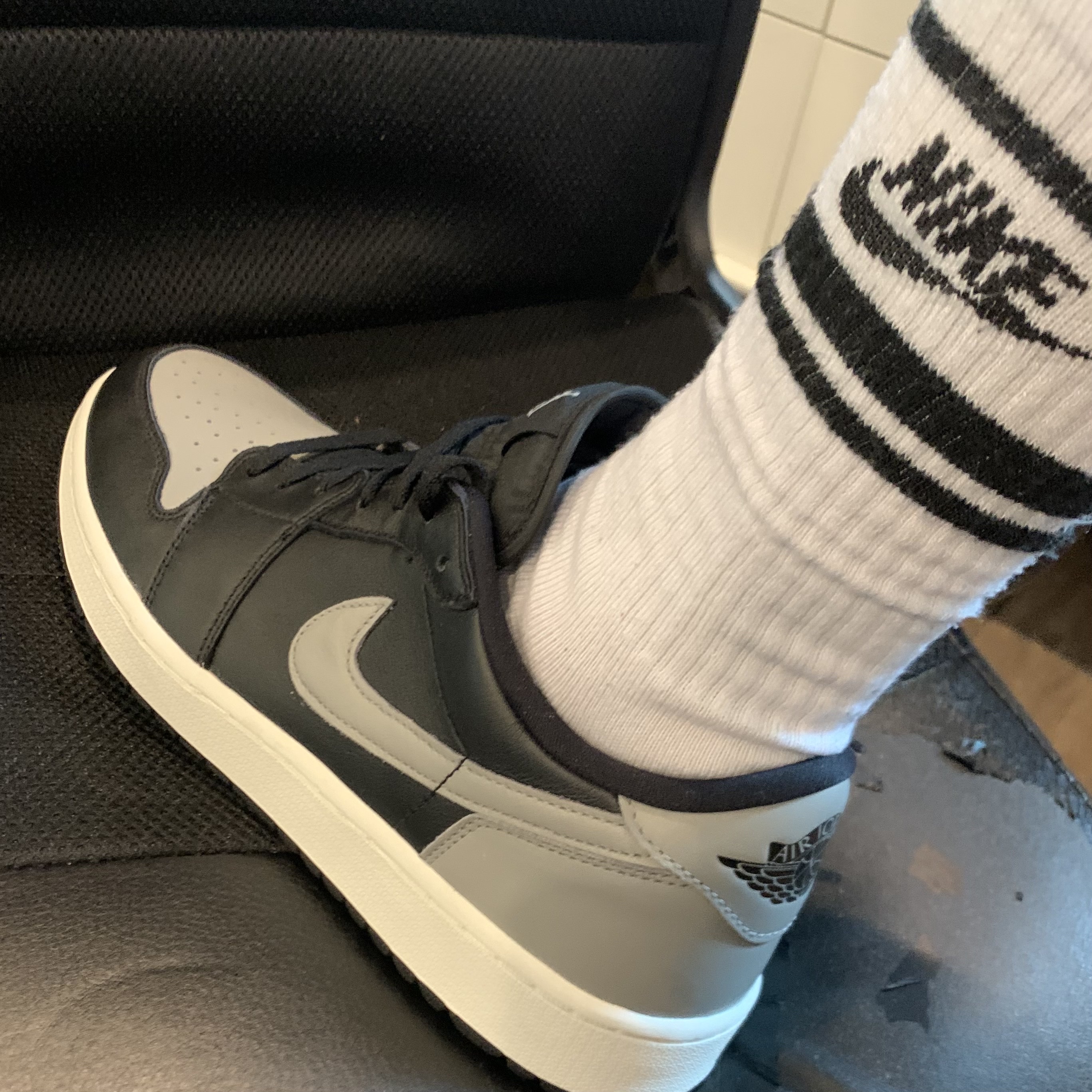 Jordan 1 Low Golf Shadow 착용 스타일
