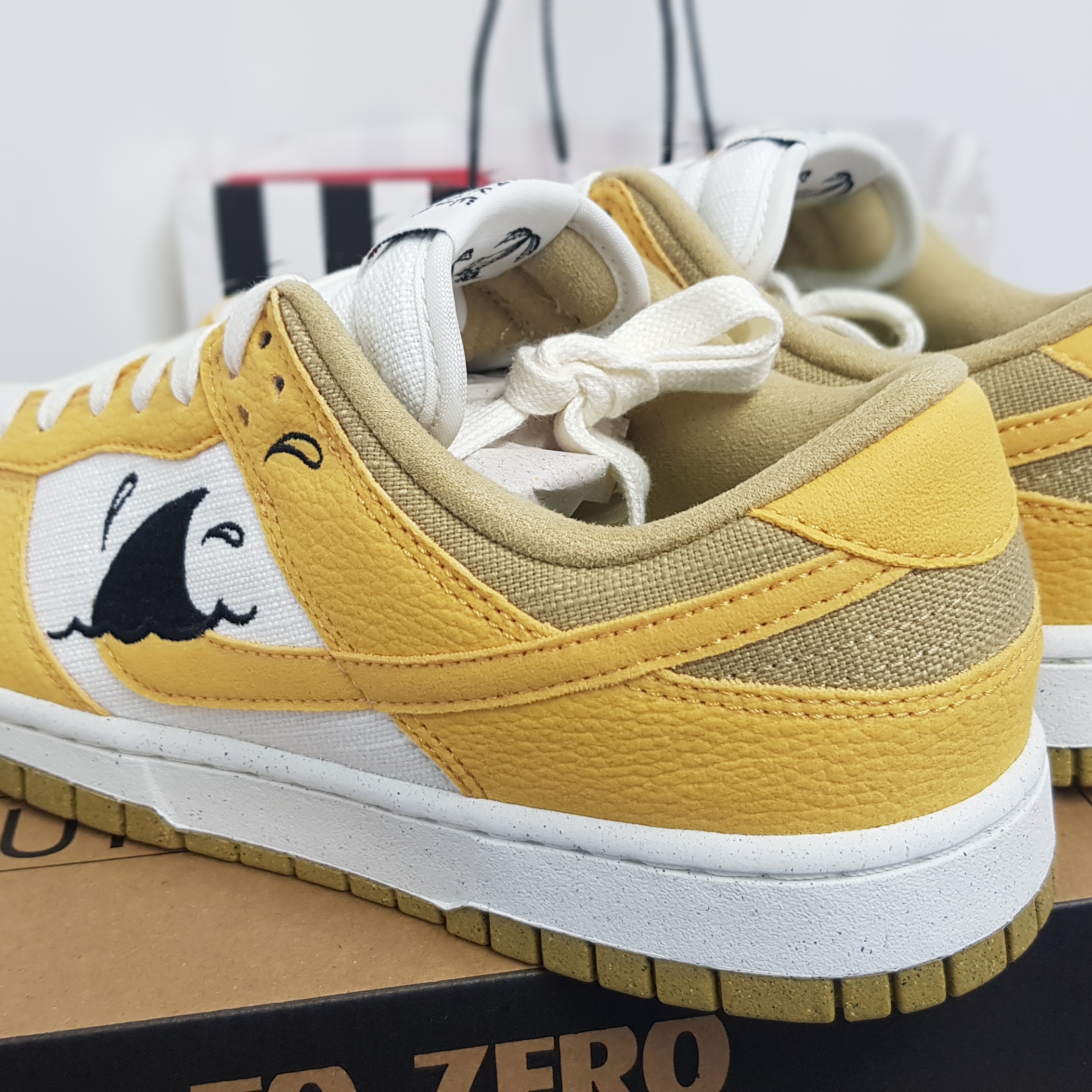Nike Dunk Low Retro SE Next Nature Nike Sun Club 착용 스타일 - 1