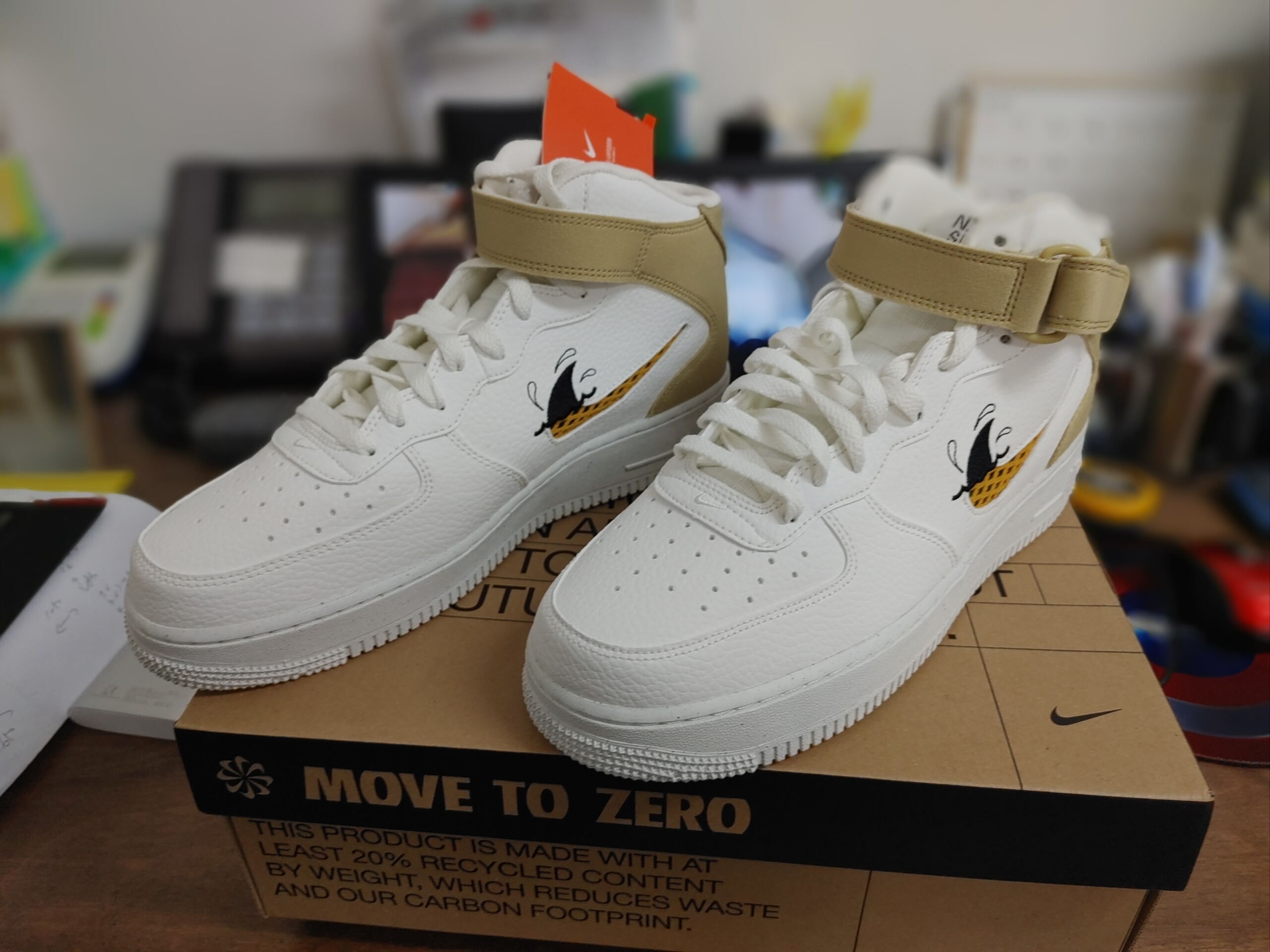 Nike Air Force 1 Mid '07 LV8 Next Nature Sun Club 착용 스타일 - 2