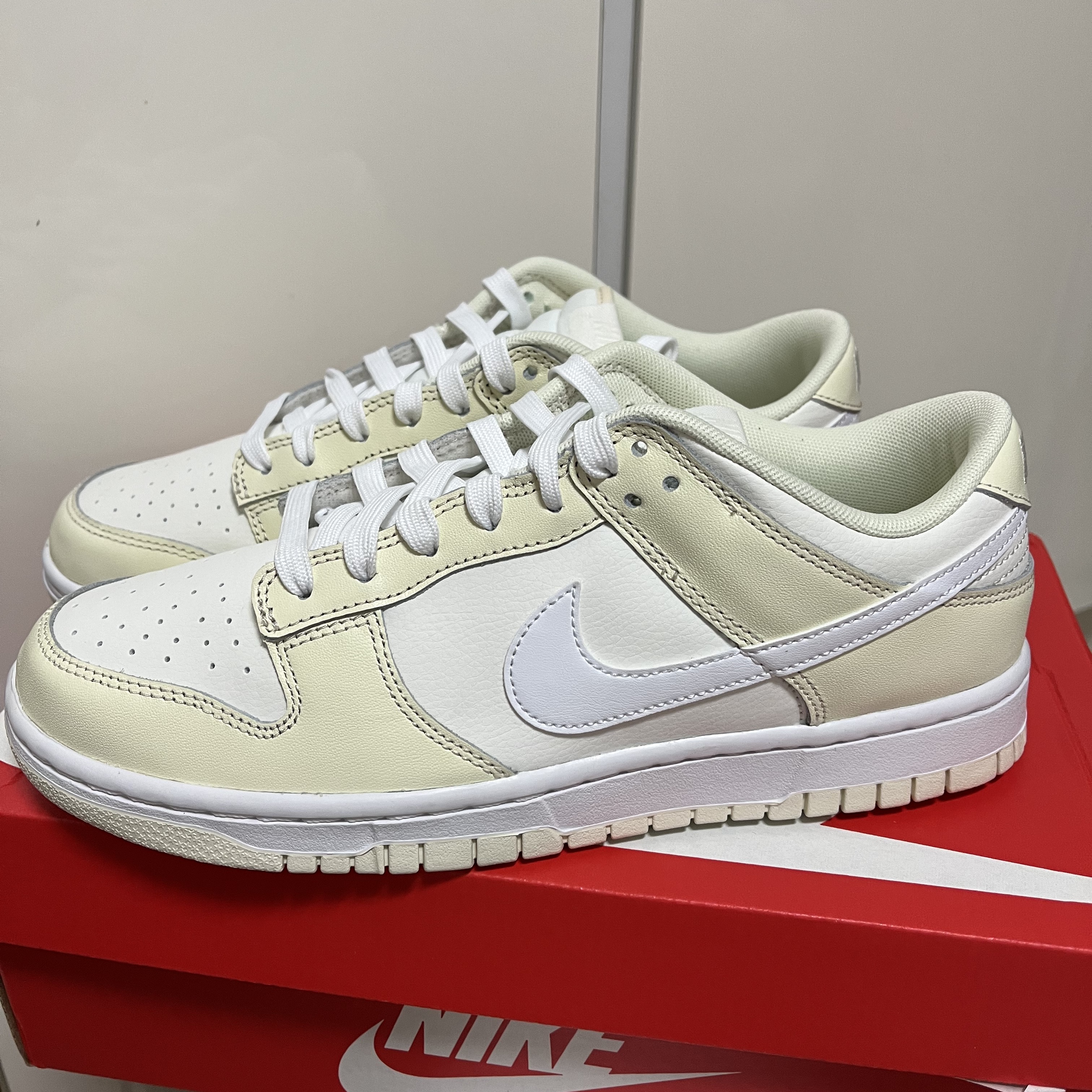 Nike Dunk Low Retro Coconut Milk 착용 스타일