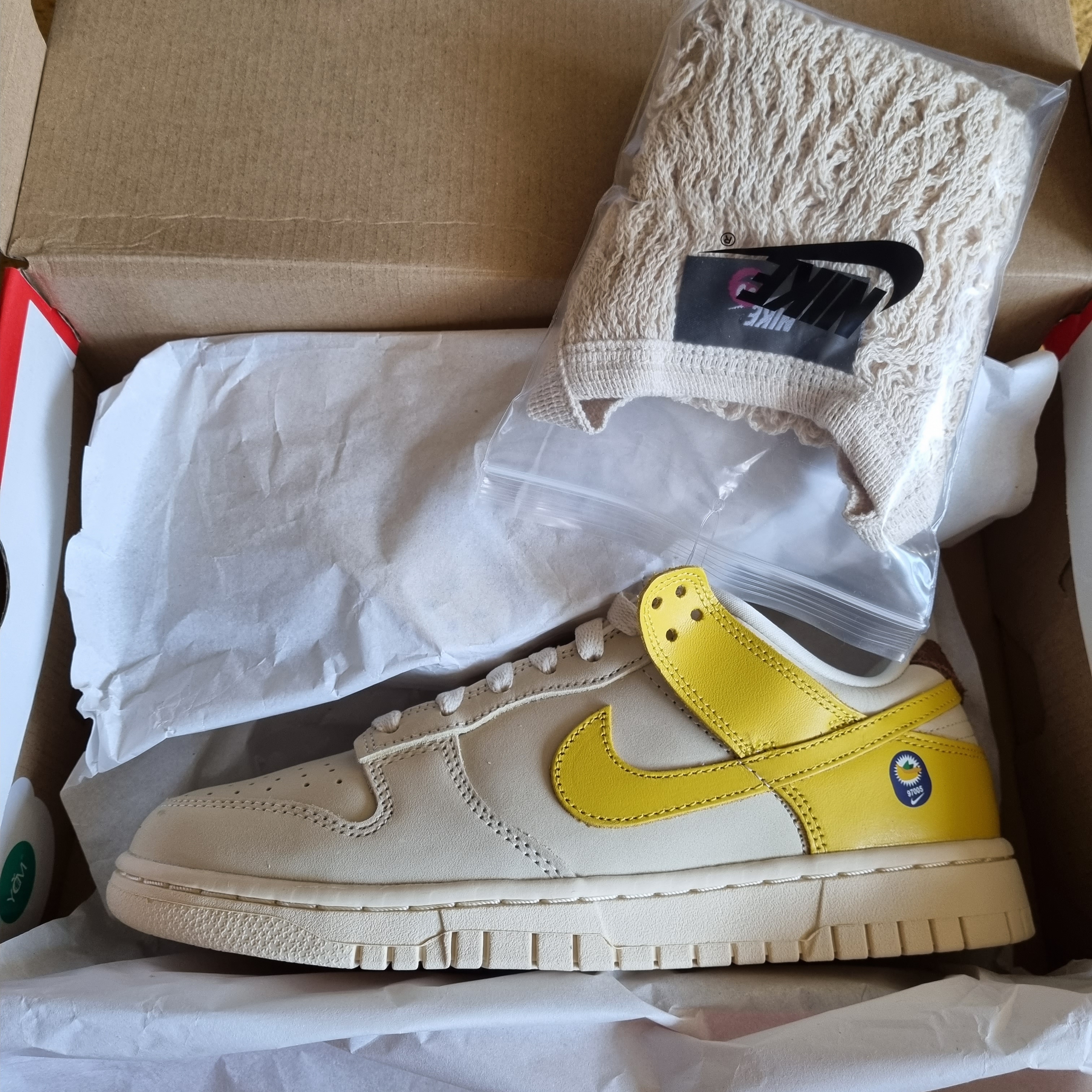 (W) Nike Dunk Low LX Banana 착용 스타일 - 2