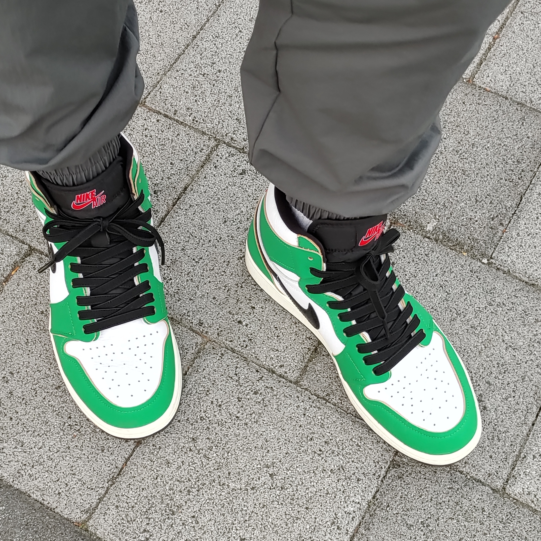 (W) Jordan 1 Retro High OG Lucky Green 착용 스타일 - 3