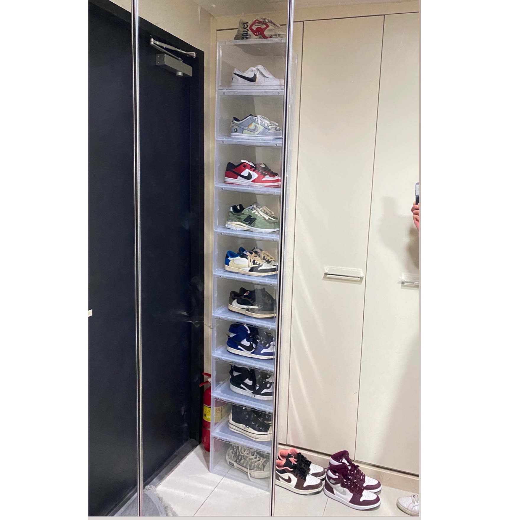 Gucci Rhyton Leather Sneakers Mouth, Nike x Peaceminusone Kwondo1 White 착용 스타일